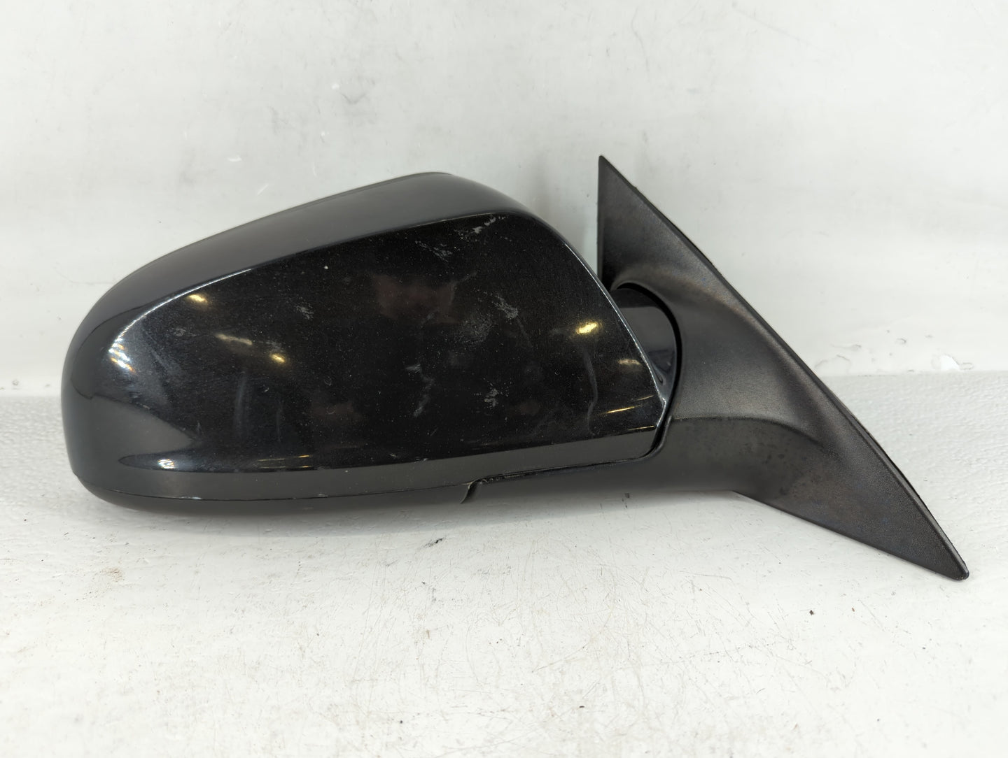 2008-2012 Chevrolet Malibu Passenger Side View Mirror - Right Door Mirror OEM Used - Oemusedautoparts1.com