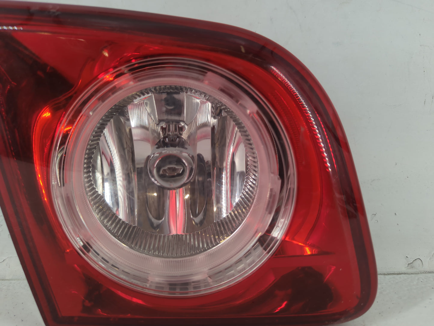 2008-2012 Chevrolet Malibu Tail Light Assembly Driver Left OEM P/N:15271120 Fits Fits 2008 2009 2010 2011 2012 OEM Used Auto