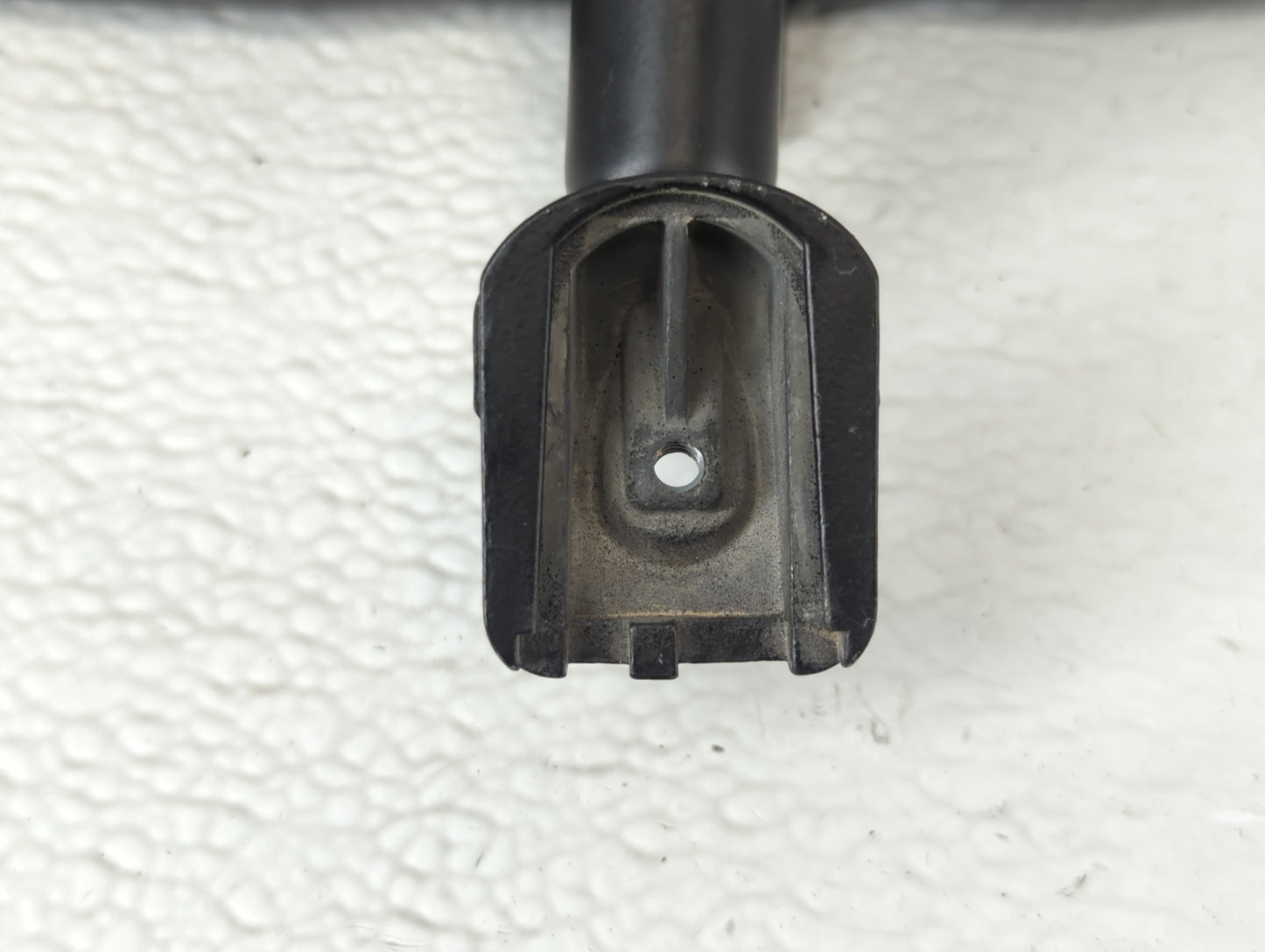 1997-2012 Chevrolet Malibu Interior Rear View Mirror Replacement OEM P/N:E8011083 Fits OEM Used Auto Parts - Oemusedautopart