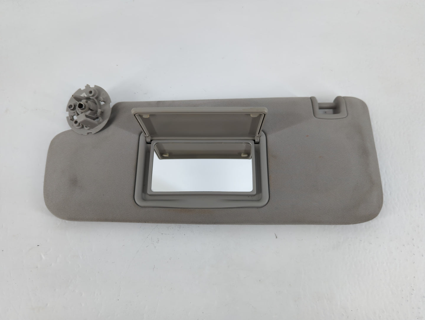 2004-2012 Chevrolet Malibu Sun Visor Shade Replacement Passenger Right Mirror Fits Fits 2004 2005 2008 2009 2010 2011 2012 O