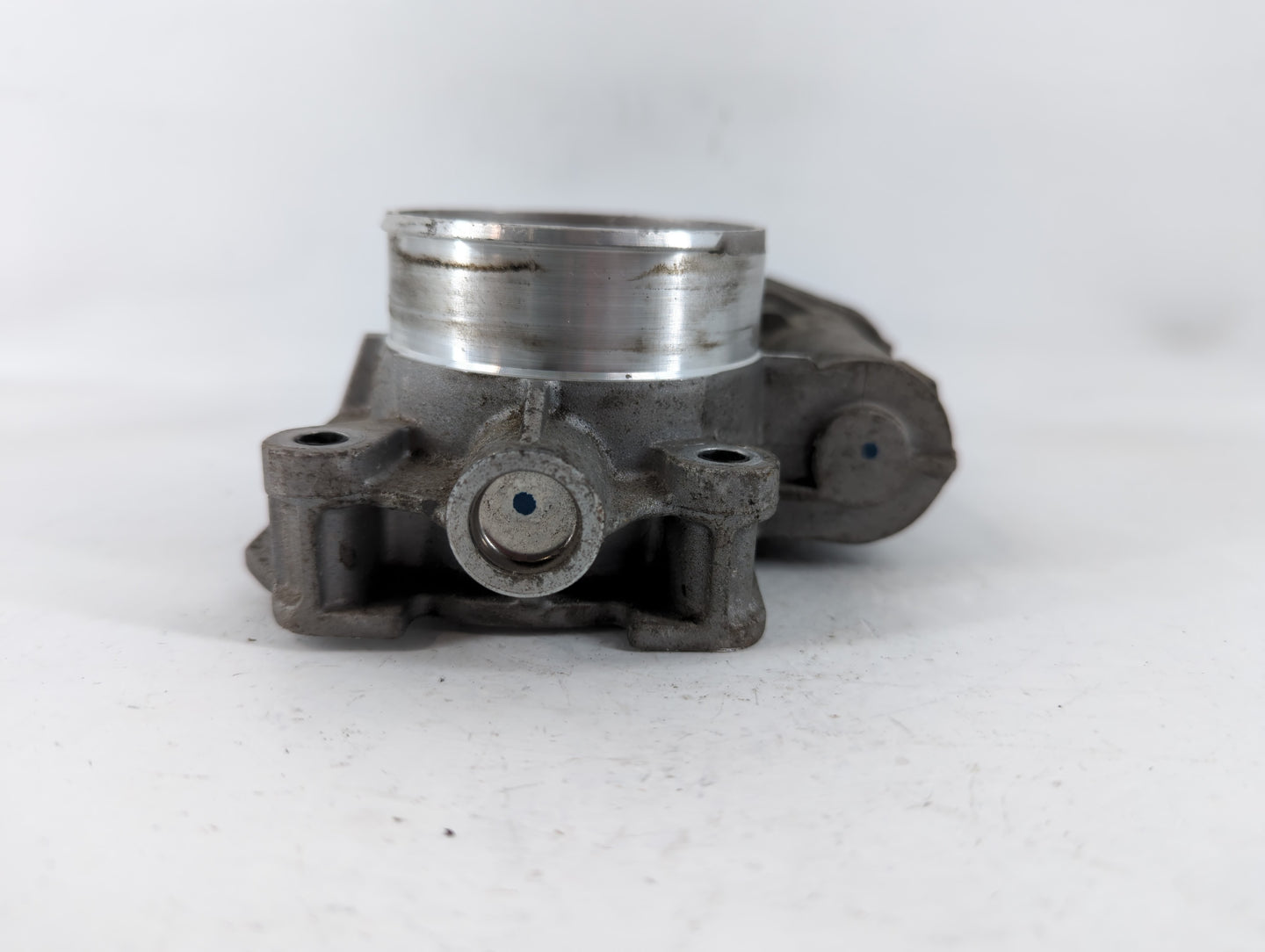 2008-2012 Chevrolet Malibu Throttle Body P/N:186AA Fits Fits 2007 2008 2009 2010 2011 2012 OEM Used Auto Parts - Oemusedauto