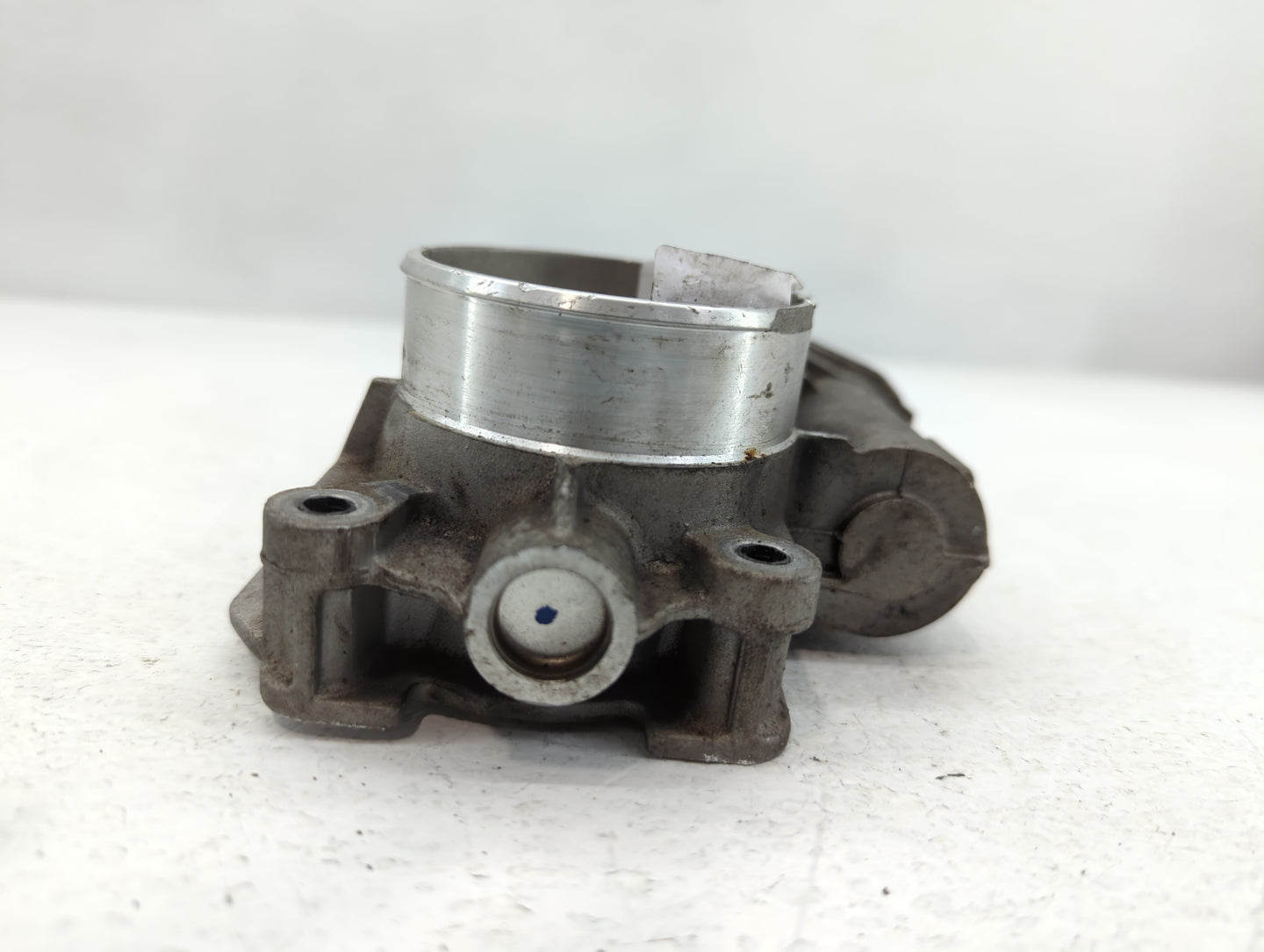 2008-2012 Chevrolet Malibu Throttle Body P/N:9352C 186AA Fits Fits 2007 2008 2009 2010 2011 2012 OEM Used Auto Parts - Oemus