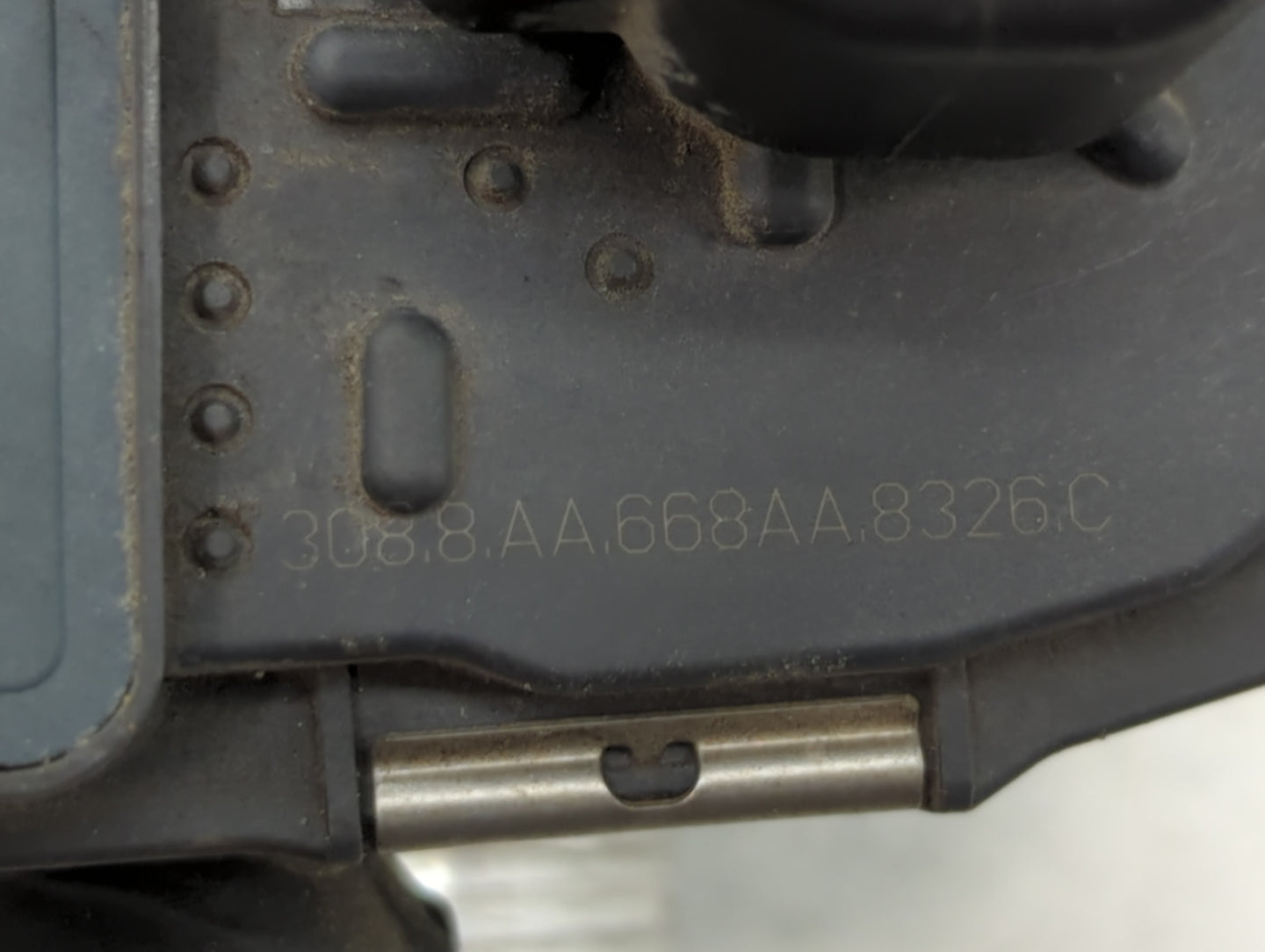 2008-2012 Chevrolet Malibu Throttle Body P/N:8326C 668AA Fits Fits 2007 2008 2009 2010 2011 2012 OEM Used Auto Parts - Oemus