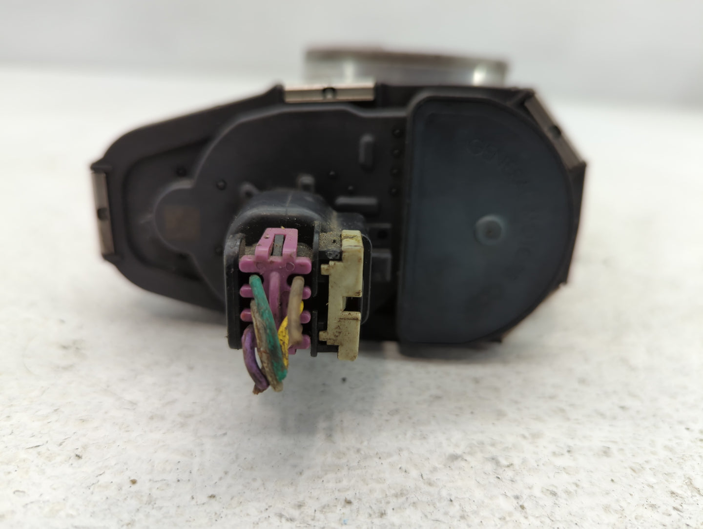 2008-2012 Chevrolet Malibu Throttle Body P/N:1853C 186AA Fits Fits 2007 2008 2009 2010 2011 2012 OEM Used Auto Parts - Oemus