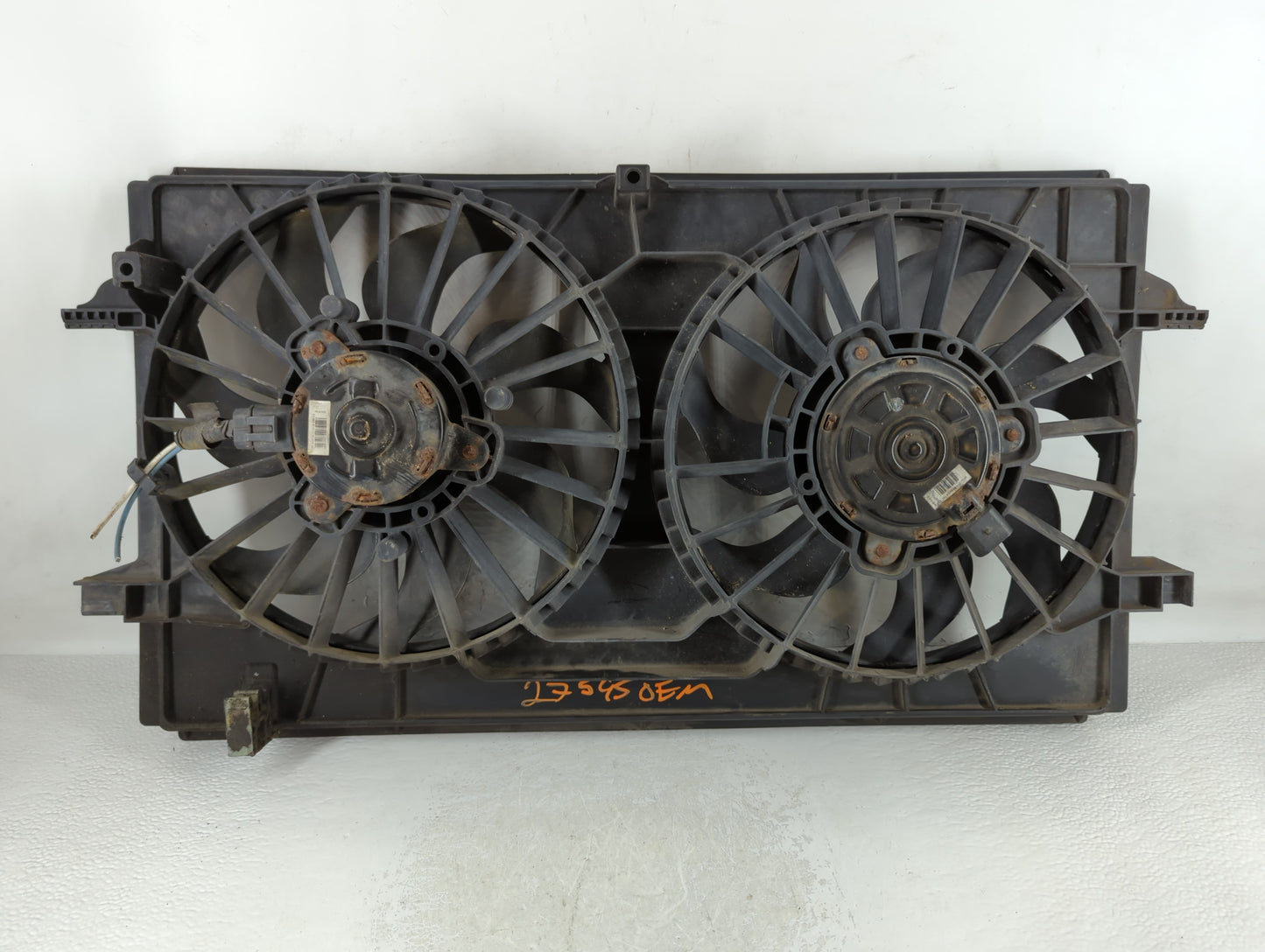 2004-2012 Chevrolet Malibu Left Radiator Fan Motor Assembly - Oemusedautoparts1.com