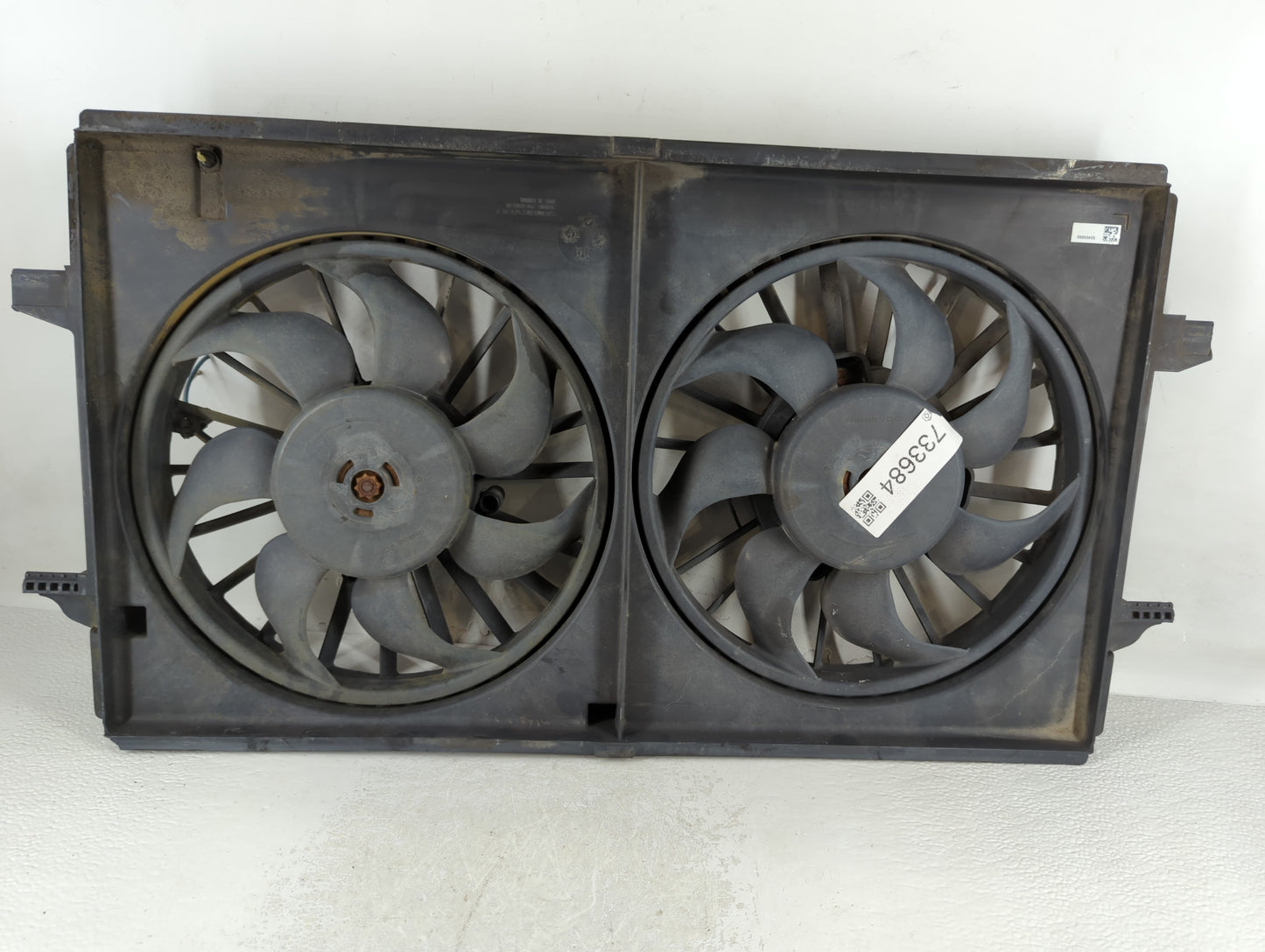 2004-2012 Chevrolet Malibu Left Radiator Fan Motor Assembly - Oemusedautoparts1.com