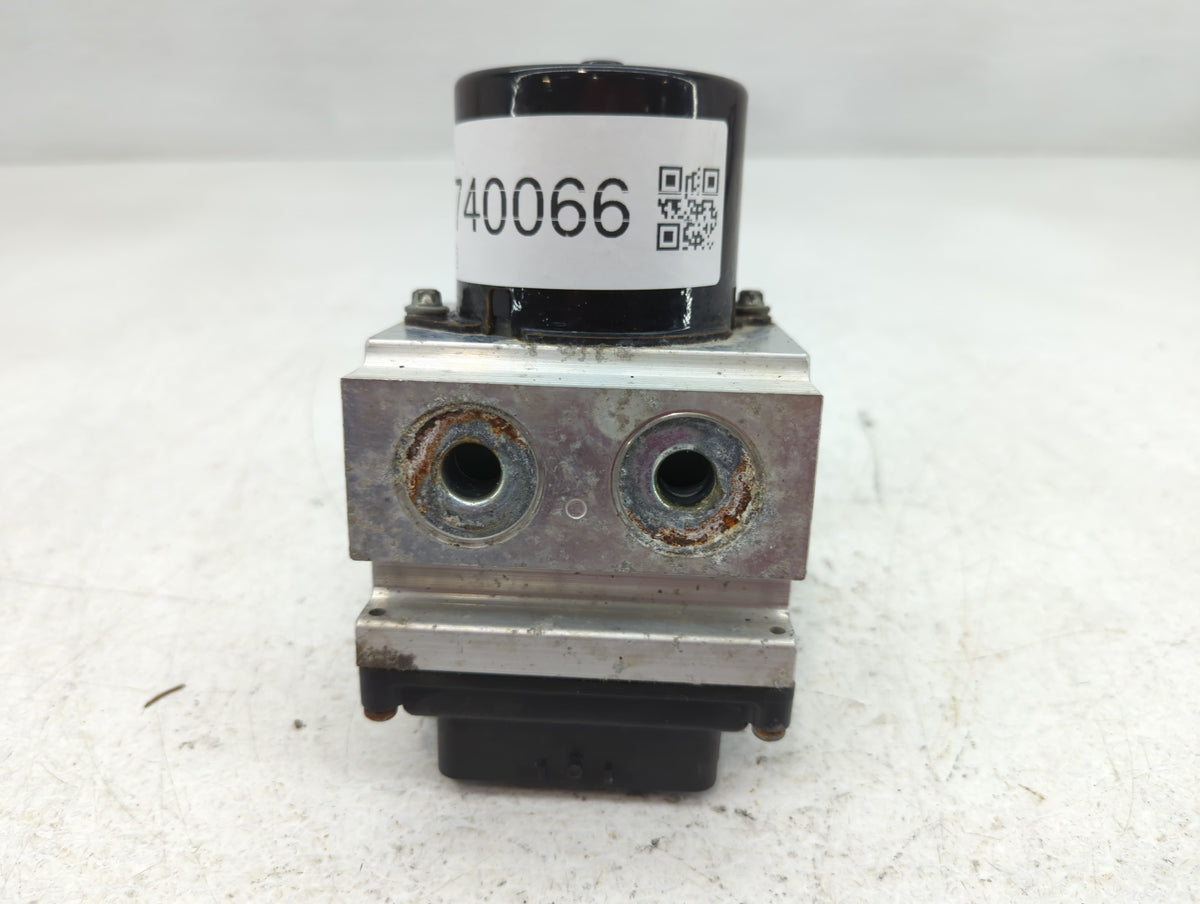 2012 Chevrolet Malibu Anti-Lock Brake ABS Pump Module Actuator OEM P/N:224259-108 22800233 Fits OEM Used Auto Parts - Oemuse