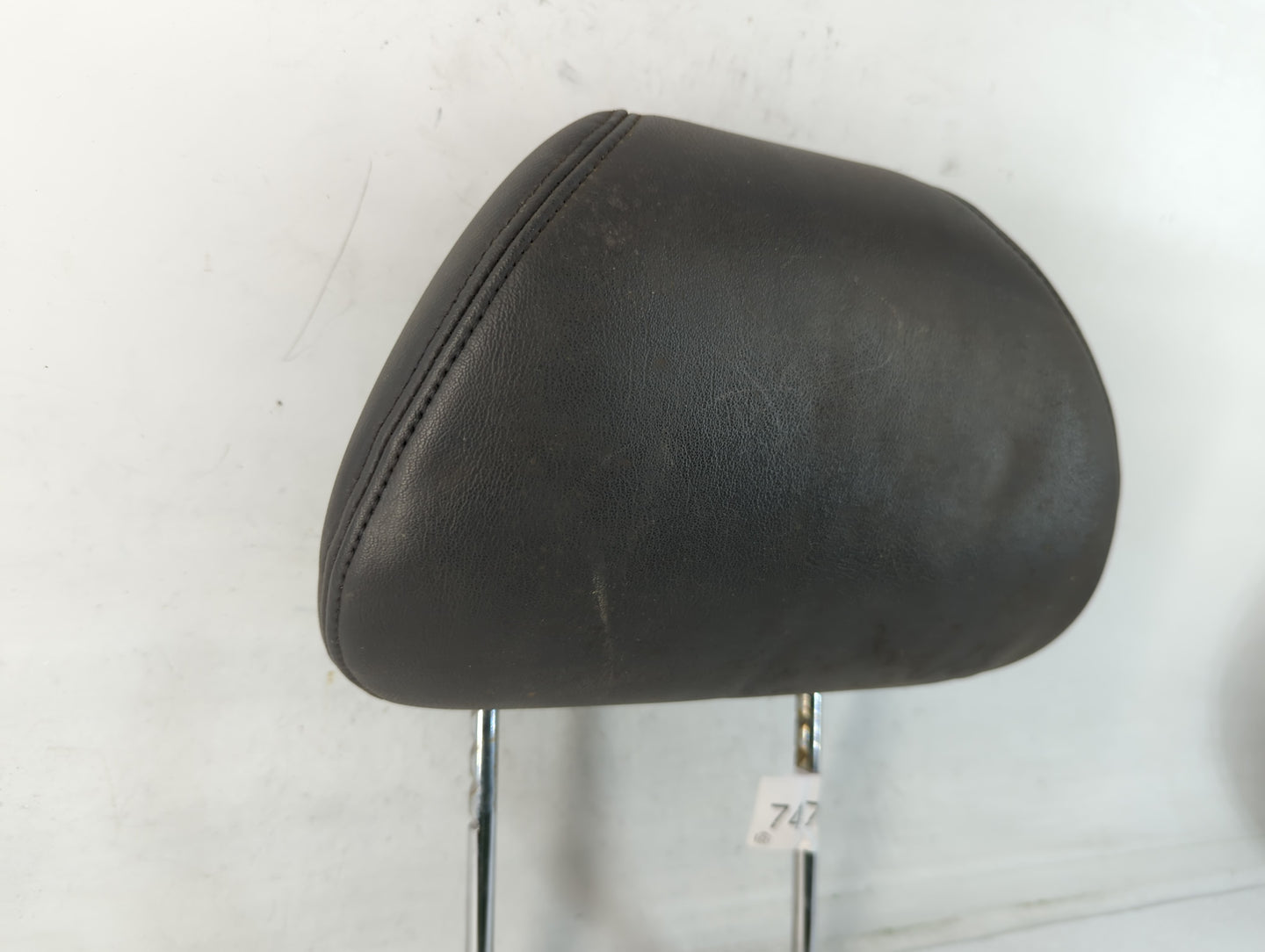 2011-2012 Chevrolet Malibu Headrest Head Rest Front Driver Passenger Seat - Oemusedautoparts1.com