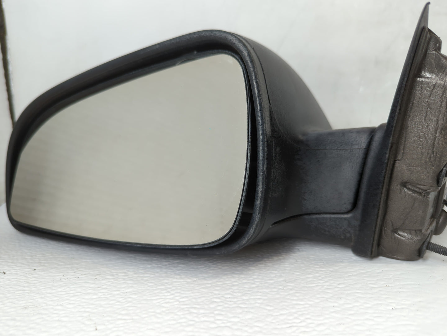 2008-2012 Chevrolet Malibu Driver Side View Mirror - Left Door Mirror OEM Used - Oemusedautoparts1.com