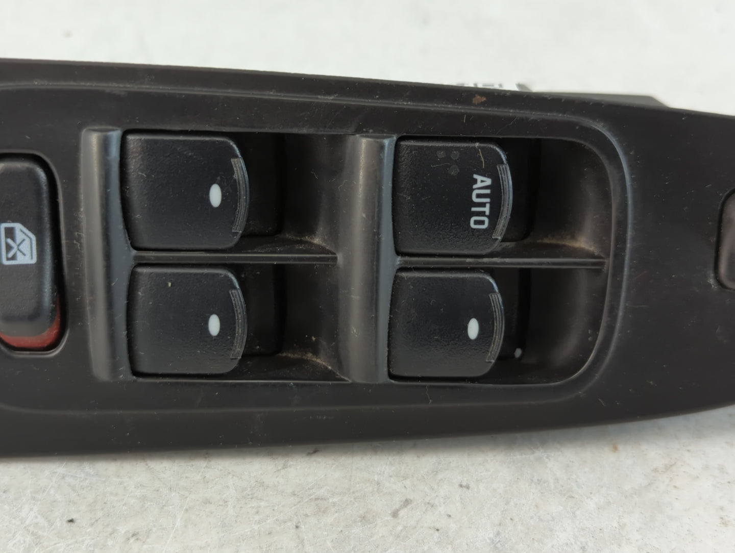 2010-2012 Chevrolet Malibu Master Power Window Switch Replacement Driver Side Left P/N:901-195 962 19235 Fits Fits 2010 2011