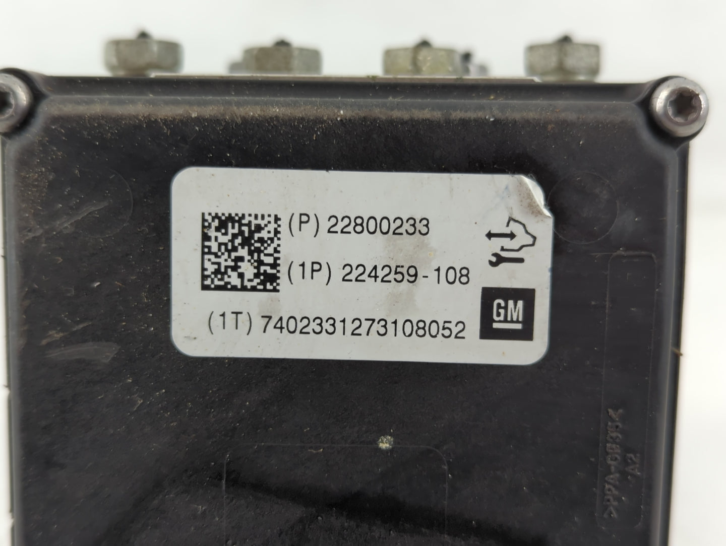 2012 Chevrolet Malibu ABS Pump Control Module Replacement P/N:(P)22800233 Fits OEM Used Auto Parts - Oemusedautoparts1.com