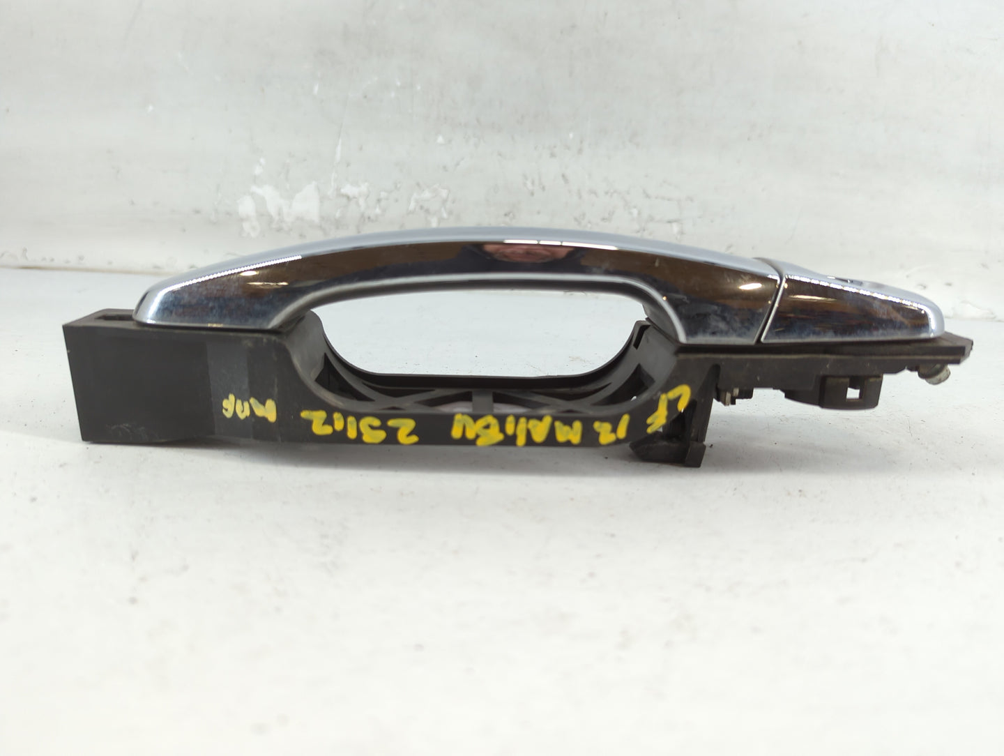 2008-2012 Chevrolet Malibu Driver Rear Left Door Handle Exterior Assembly - Oemusedautoparts1.com