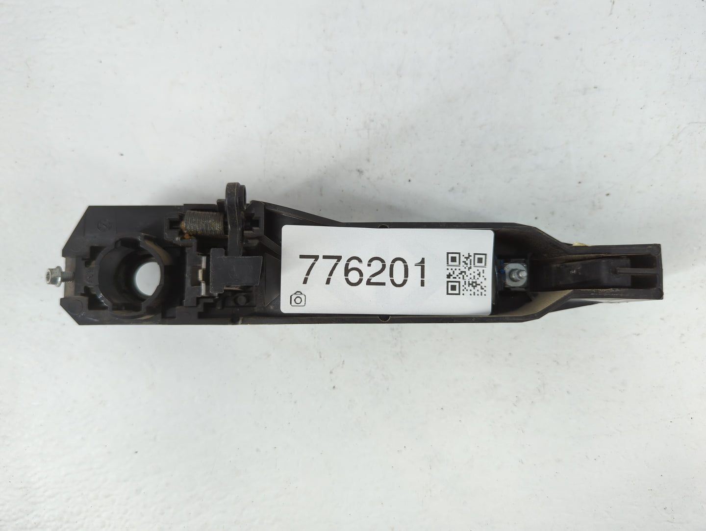 2008-2012 Chevrolet Malibu Driver Rear Left Door Handle Exterior Assembly - Oemusedautoparts1.com