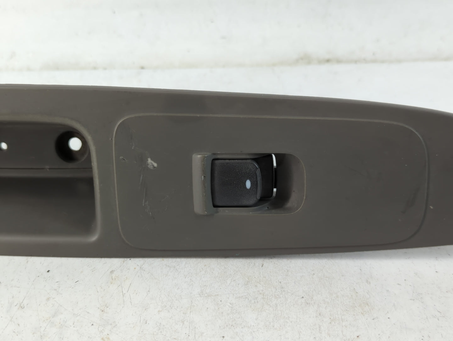 2012 Chevrolet Malibu Passenger Right Power Window Switch - Oemusedautoparts1.com