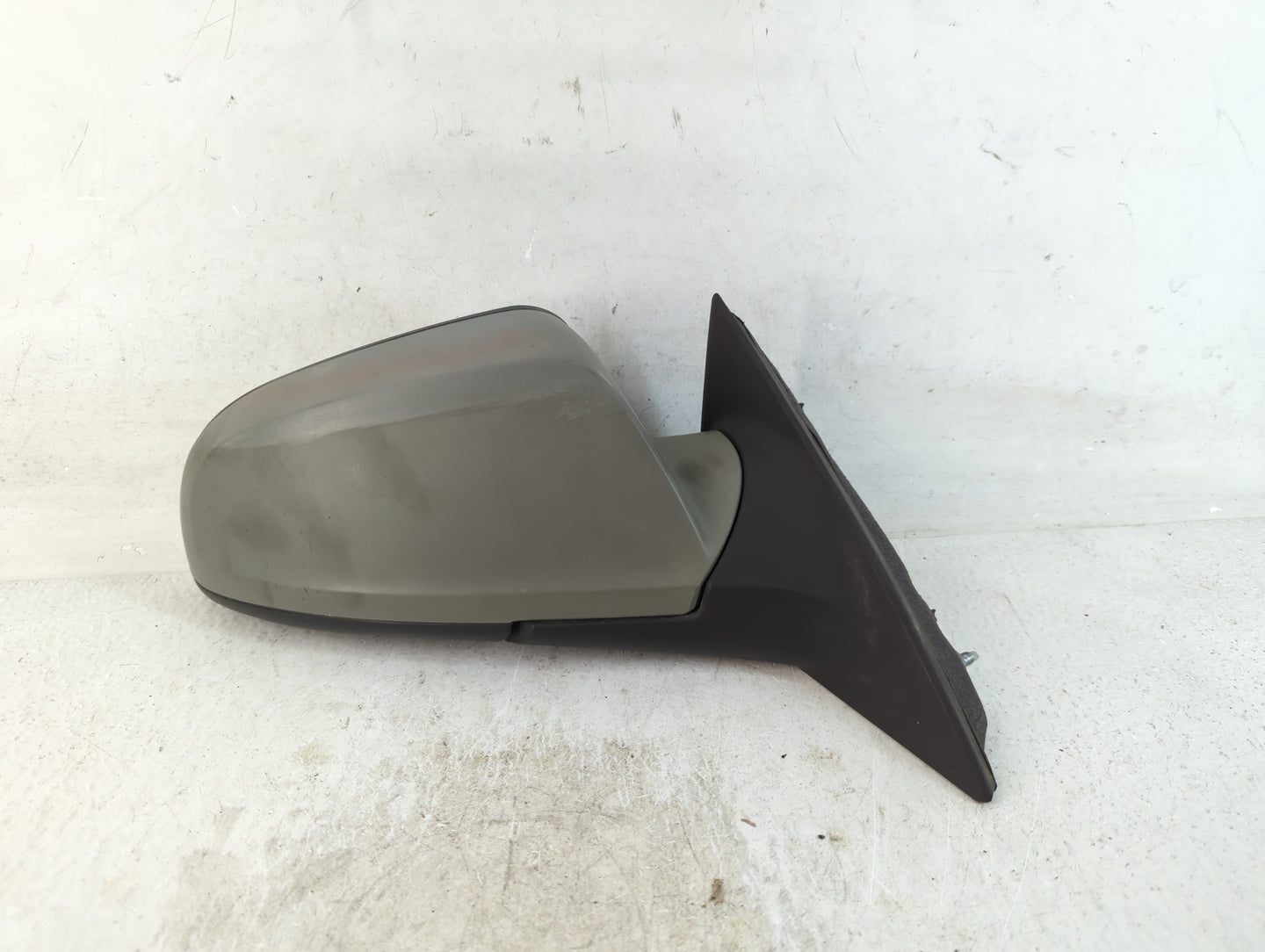 2008-2012 Chevrolet Malibu Passenger Side View Mirror - Right Door Mirror OEM Used - Oemusedautoparts1.com