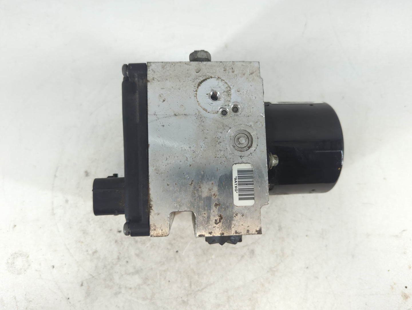 2012 Chevrolet Malibu ABS Pump Control Module Replacement P/N:22800233 Fits OEM Used Auto Parts - Oemusedautoparts1.com