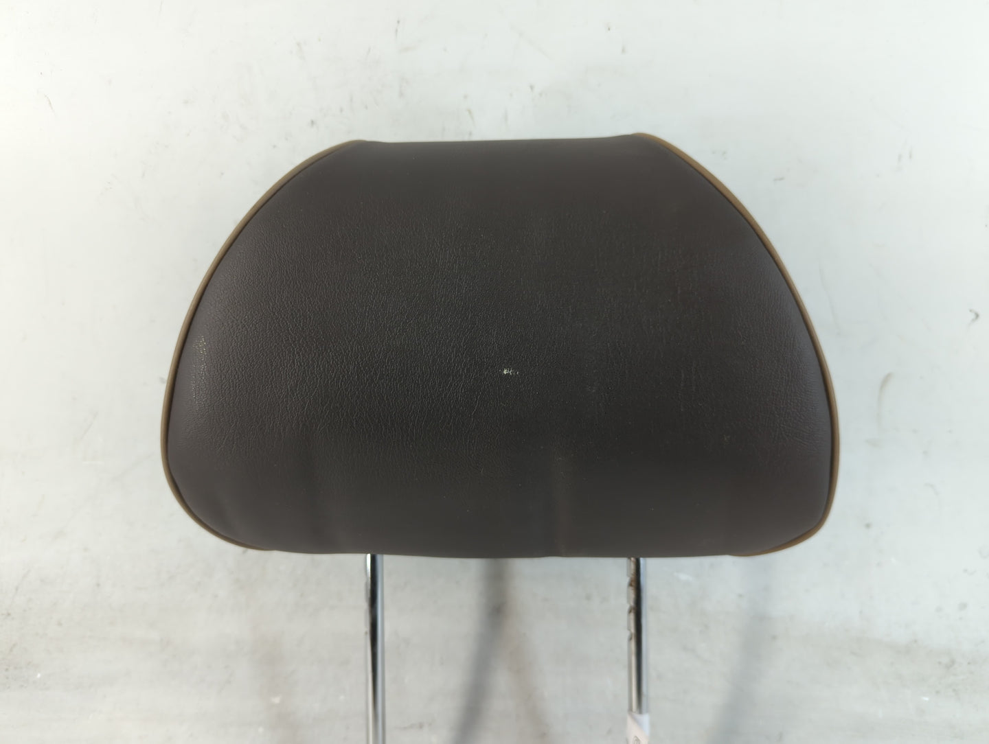 2011-2012 Chevrolet Malibu Headrest Head Rest Front Driver Passenger Seat Fits Fits 2011 2012 OEM Used Auto Parts - Oemuseda
