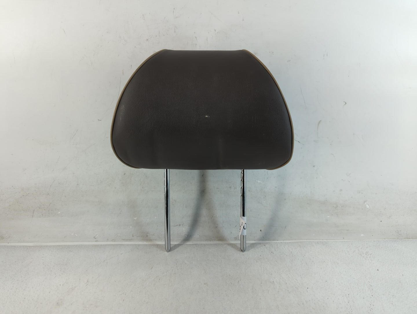 2011-2012 Chevrolet Malibu Headrest Head Rest Front Driver Passenger Seat Fits Fits 2011 2012 OEM Used Auto Parts - Oemuseda