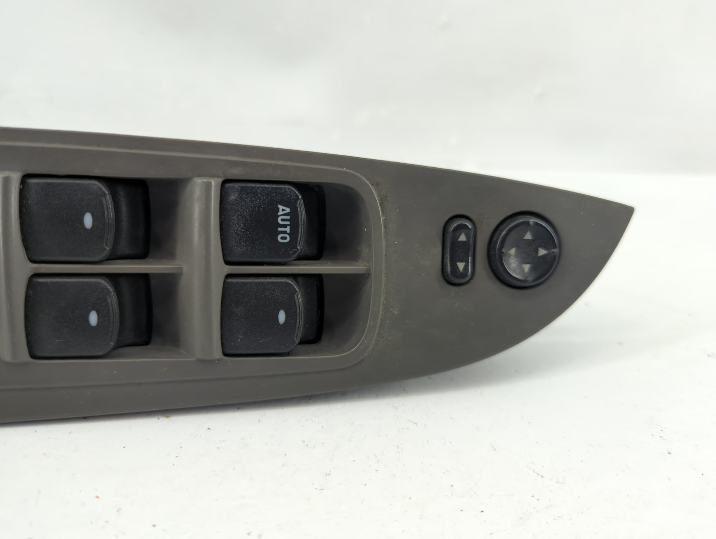 2010-2012 Chevrolet Malibu Master Power Window Switch Replacement Driver Side Left Fits Fits 2010 2011 2012 OEM Used Auto Pa