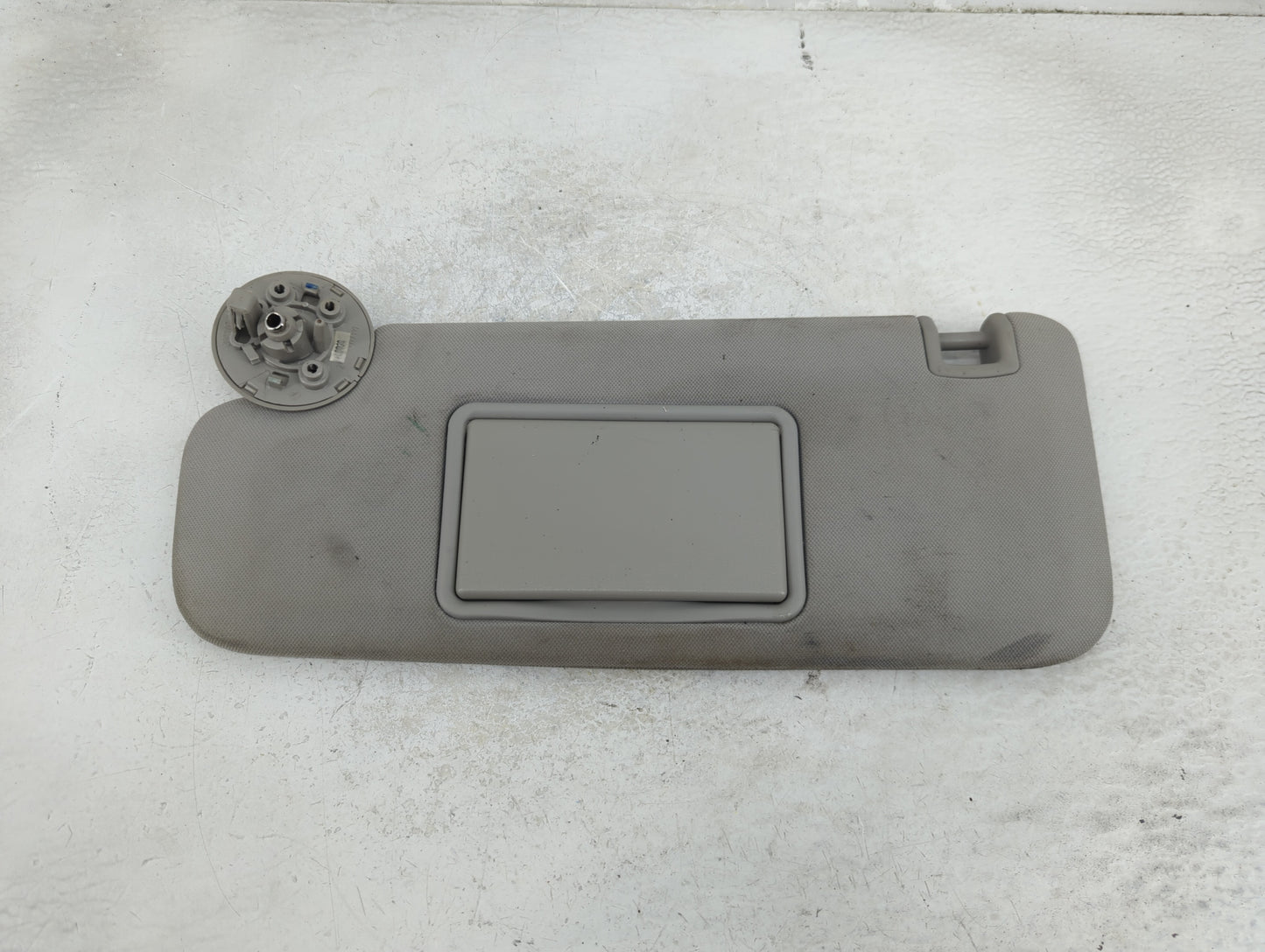 2004-2012 Chevrolet Malibu Sun Visor Shade Replacement Driver Left Mirror Fits Fits 2004 2005 2008 2009 2010 2011 2012 OEM U