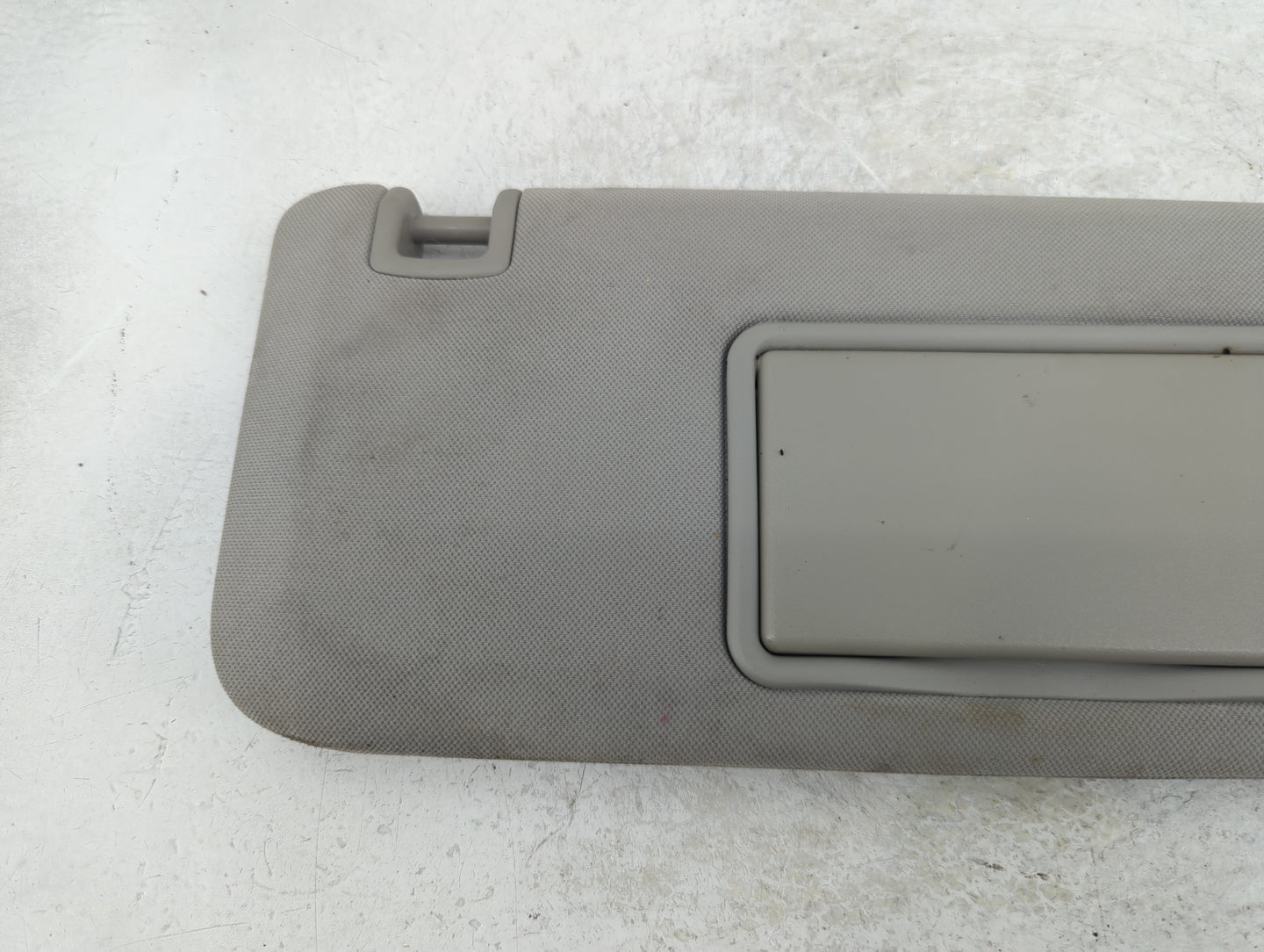 2004-2012 Chevrolet Malibu Sun Visor Shade Replacement Passenger Right Mirror Fits Fits 2004 2005 2008 2009 2010 2011 2012 O