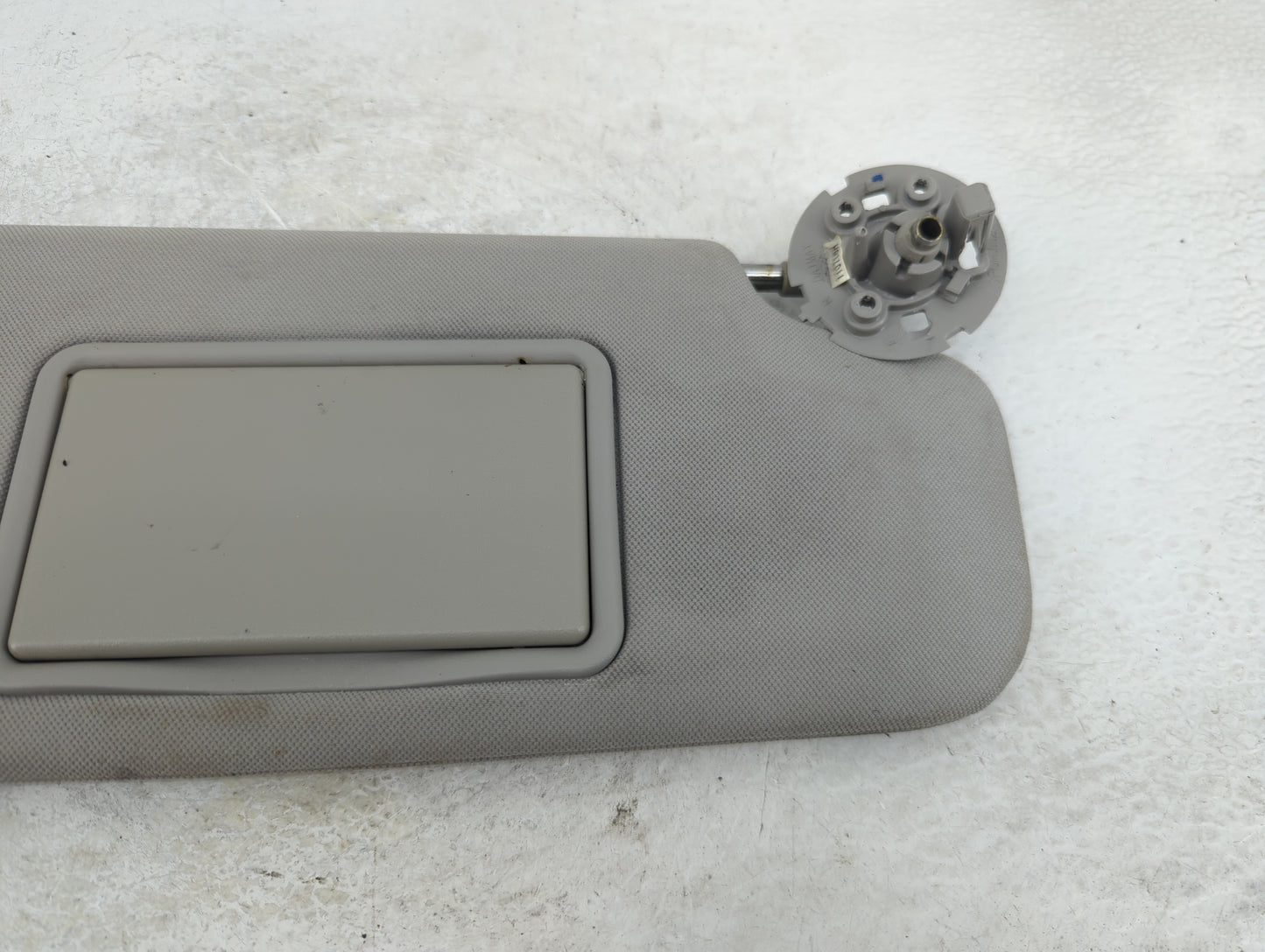 2004-2012 Chevrolet Malibu Sun Visor Shade Replacement Passenger Right Mirror Fits Fits 2004 2005 2008 2009 2010 2011 2012 O