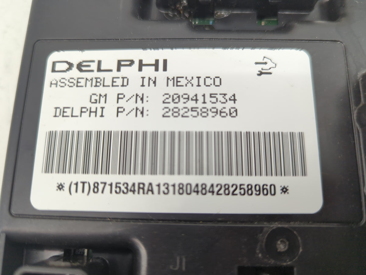 2010-2012 Chevrolet Malibu Body Control Module Bcm Inner Cabin Fuse Box 824081 - Oemusedautoparts1.com