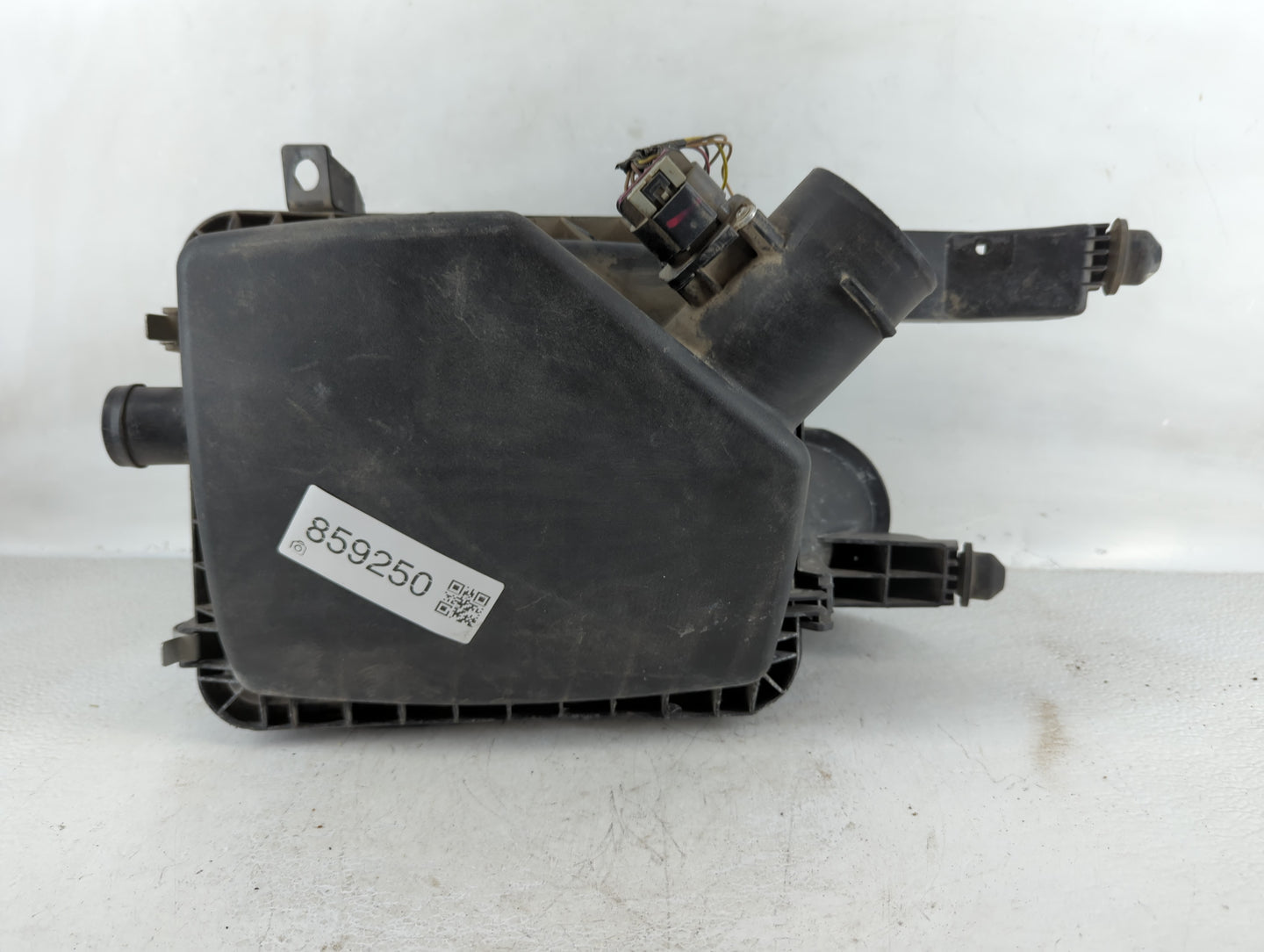 2008-2012 Chevrolet Malibu Air Cleaner Intake-duct Hose Tube - Oemusedautoparts1.com