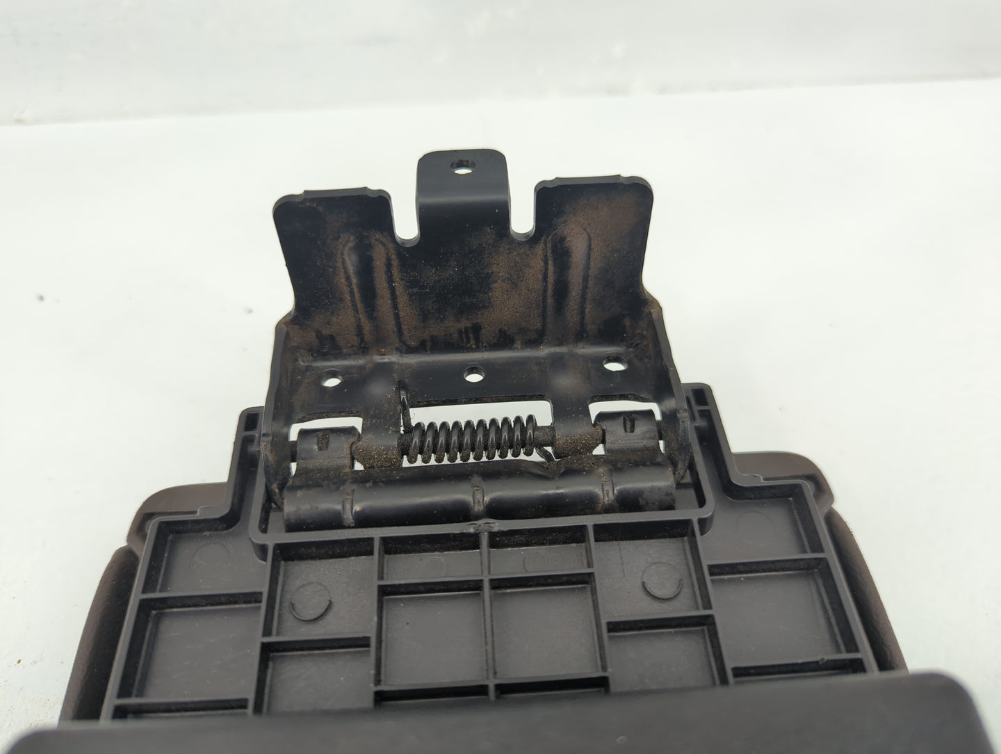 2008-2012 Chevrolet Malibu Center Console Armrest Cover Lid Fits Fits 2008 2009 2010 2011 2012 OEM Used Auto Parts - Oemused