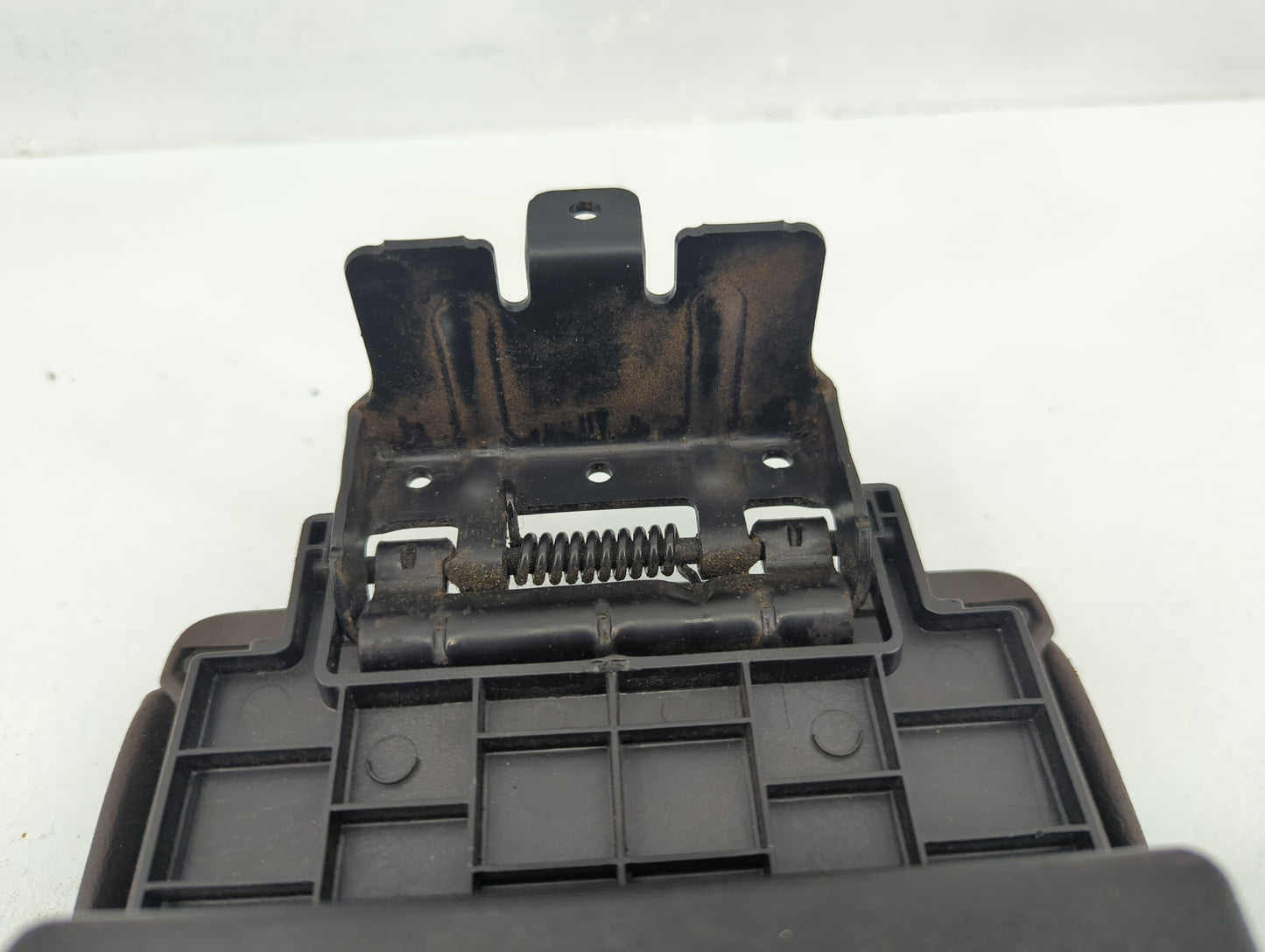 2008-2012 Chevrolet Malibu Center Console Armrest Cover Lid Fits Fits 2008 2009 2010 2011 2012 OEM Used Auto Parts - Oemused