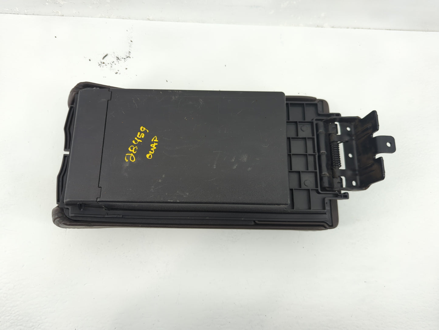 2008-2012 Chevrolet Malibu Center Console Armrest Cover Lid Fits Fits 2008 2009 2010 2011 2012 OEM Used Auto Parts - Oemused
