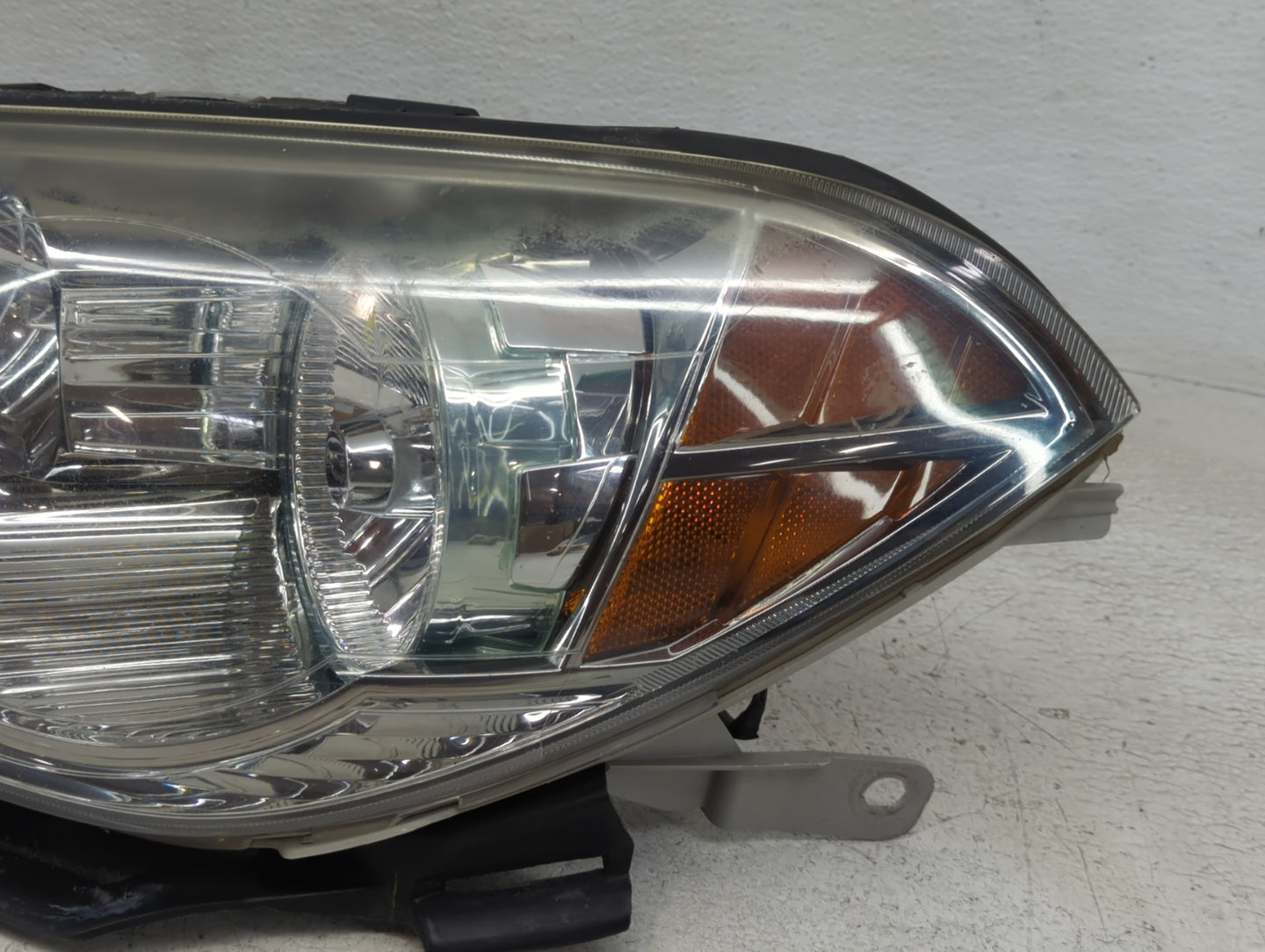 2008-2012 Chevrolet Malibu Driver Left Oem Head Light Headlight Lamp - Oemusedautoparts1.com