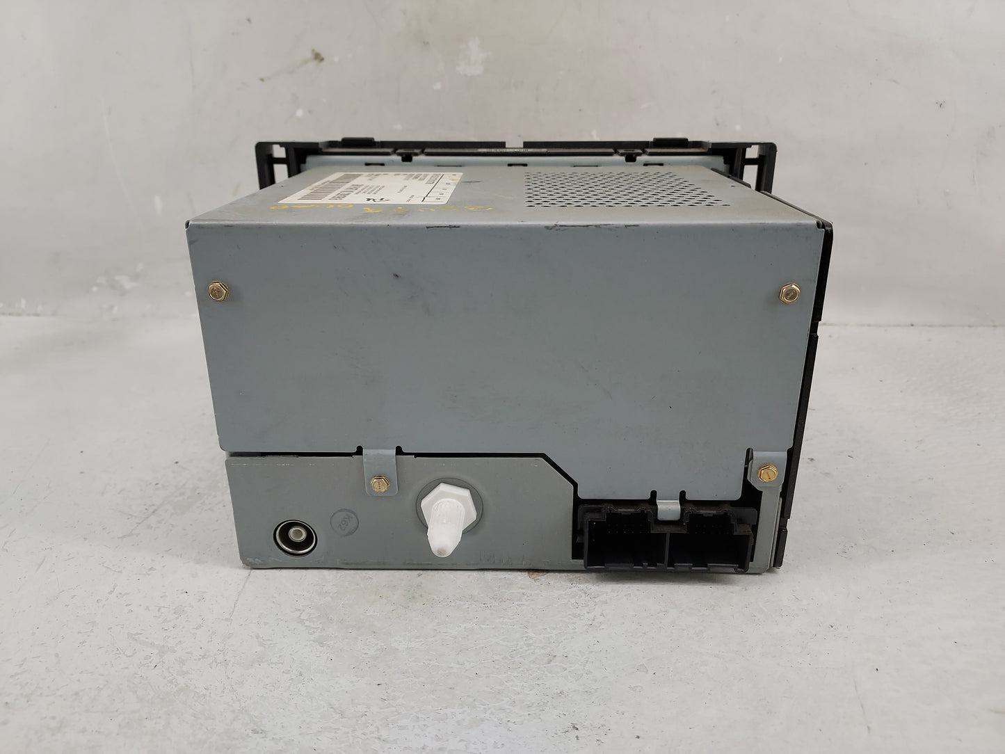 2009-2012 Chevrolet Malibu Radio AM FM Cd Player Receiver Replacement Fits Fits 2009 2010 2011 2012 OEM Used Auto Parts - Oe