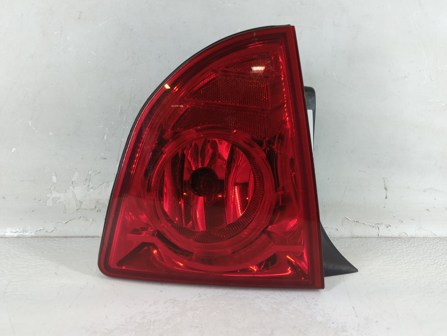 2012 Chevrolet Malibu Tail Light Assembly Driver Left OEM Fits OEM Used Auto Parts - Oemusedautoparts1.com