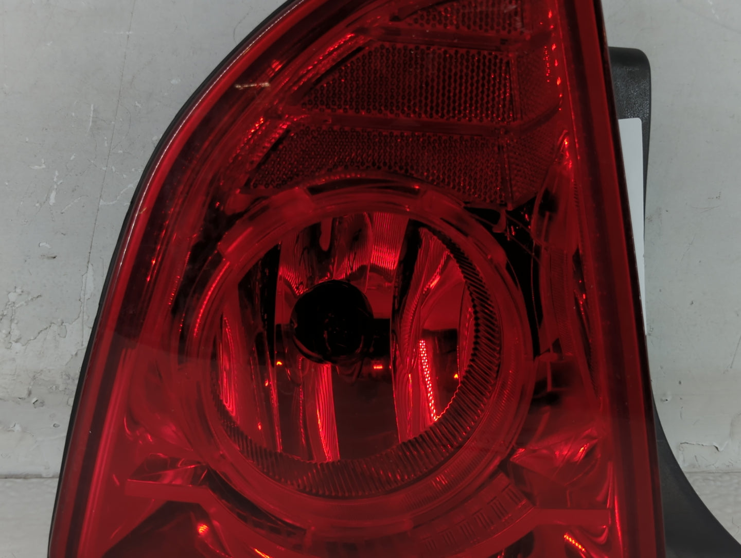 2012 Chevrolet Malibu Tail Light Assembly Driver Left OEM Fits OEM Used Auto Parts - Oemusedautoparts1.com