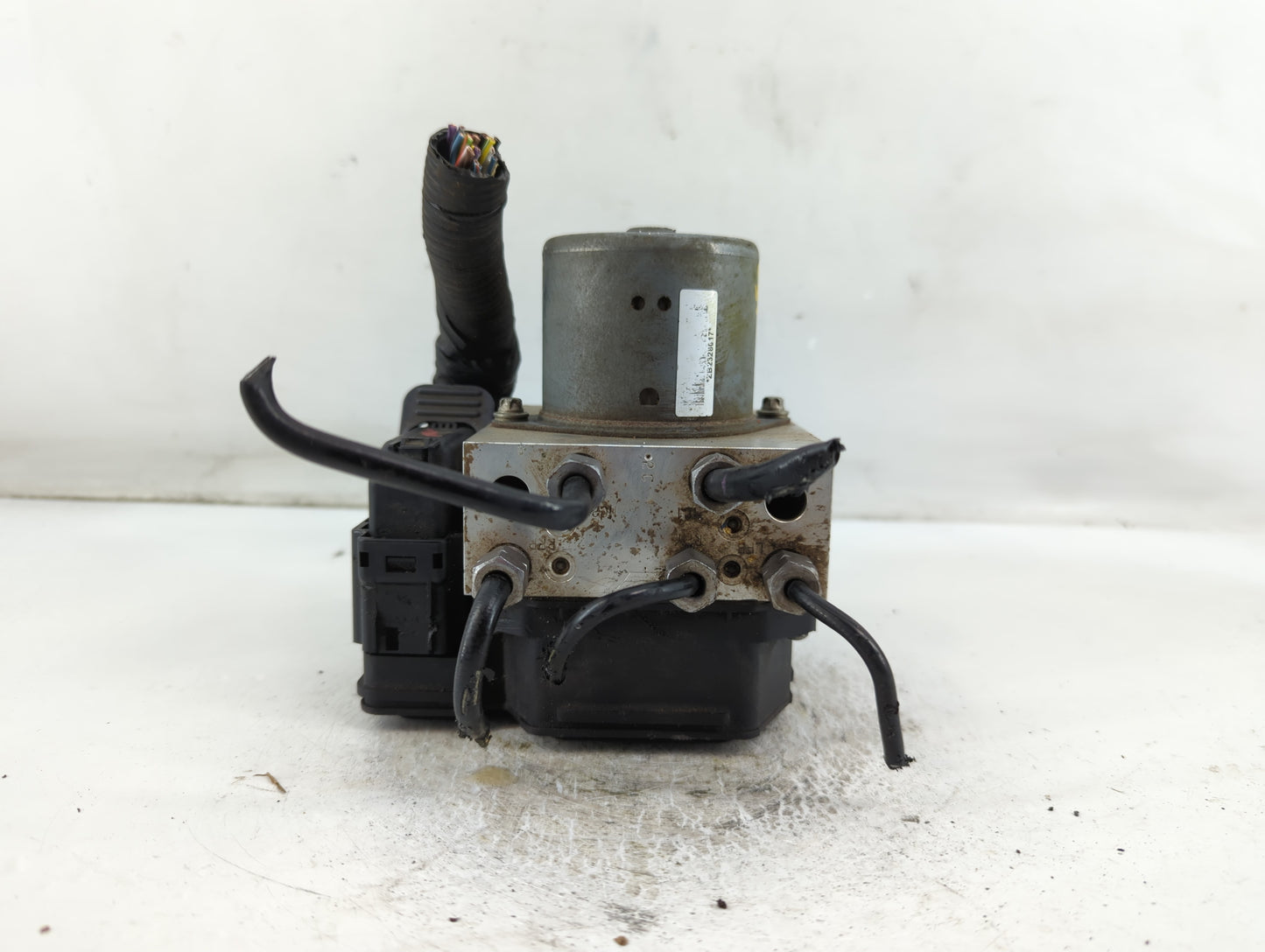 2012 Chevrolet Malibu ABS Pump Control Module Replacement P/N:FC34-2C4--5-BA Fits OEM Used Auto Parts - Oemusedautoparts1.co
