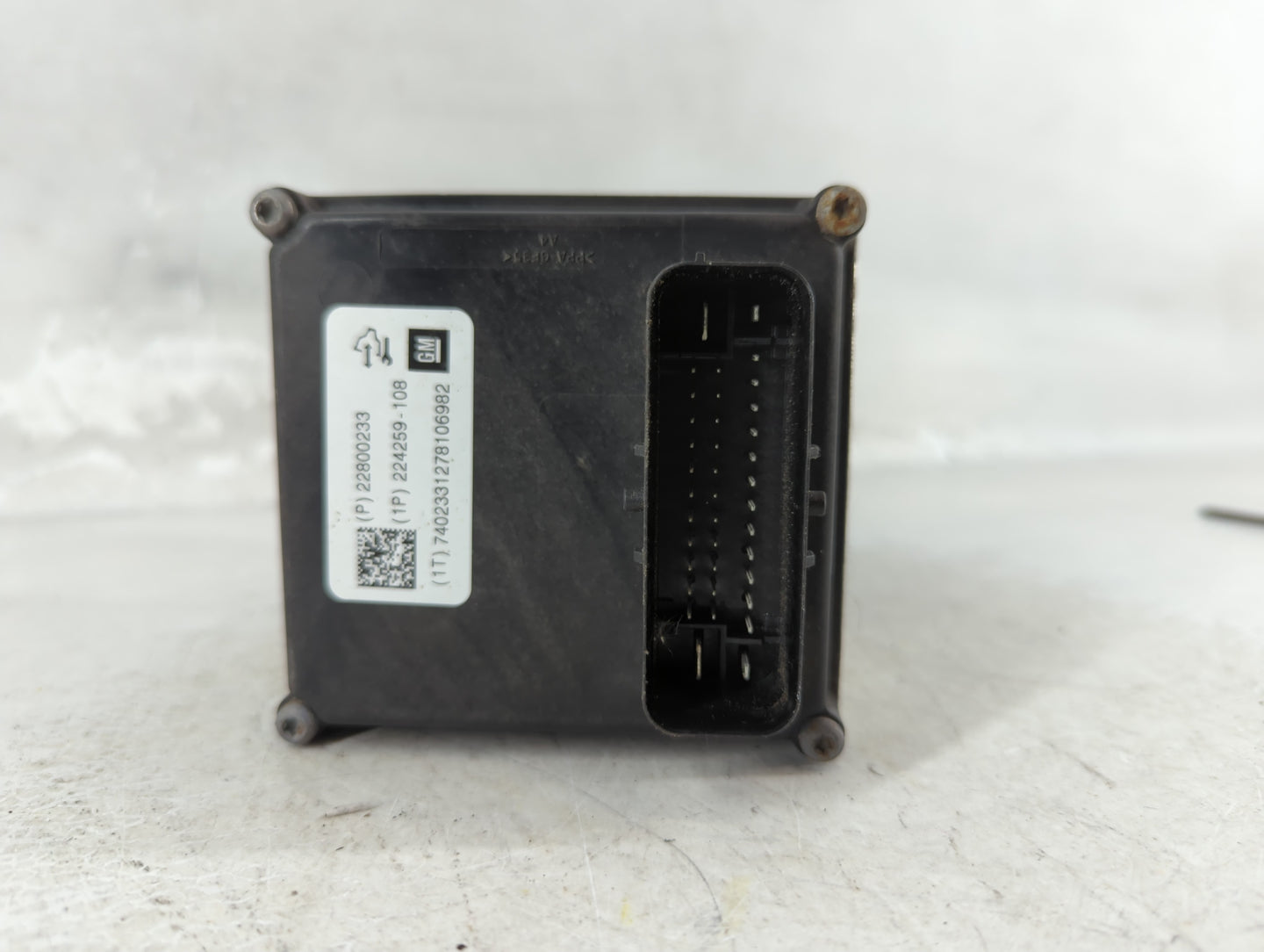 2012 Chevrolet Malibu ABS Pump Control Module Replacement Fits OEM Used Auto Parts - Oemusedautoparts1.com