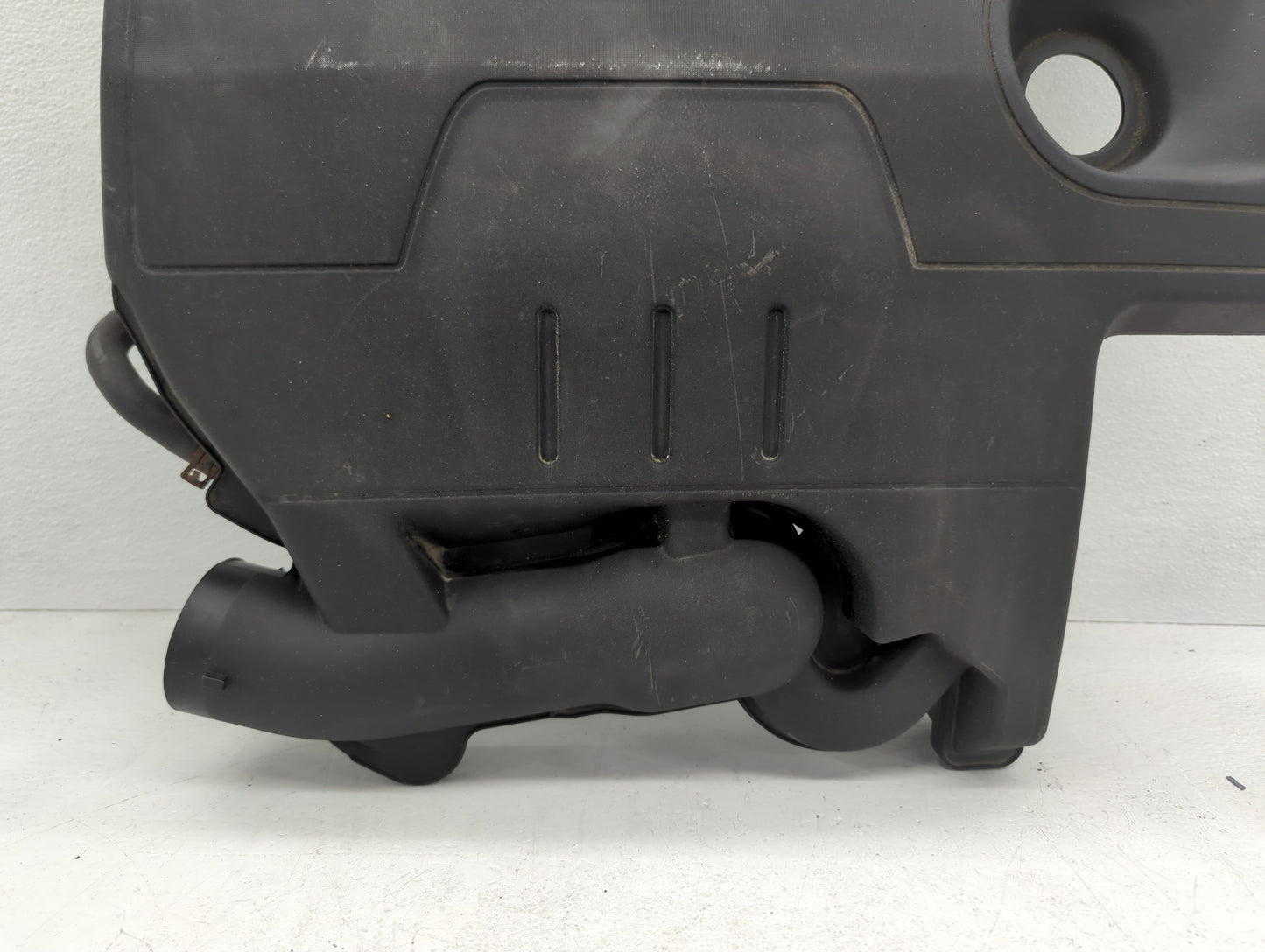 2012 Chevrolet Malibu Engine Cover - Oemusedautoparts1.com