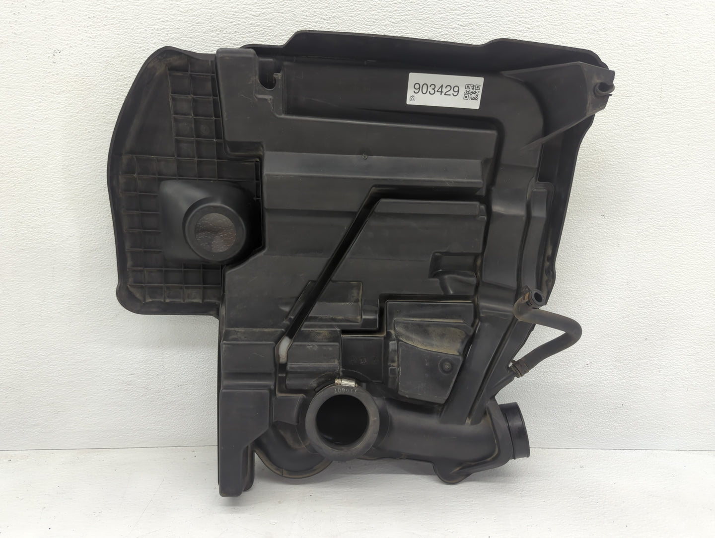 2012 Chevrolet Malibu Engine Cover - Oemusedautoparts1.com
