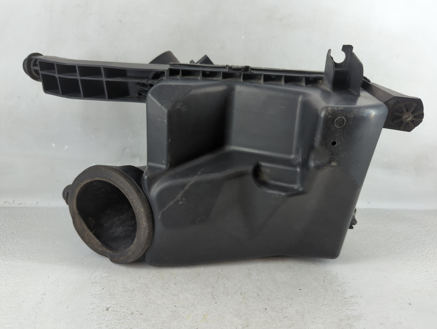 2008-2012 Chevrolet Malibu Air Cleaner Intake-duct Hose Tube - Oemusedautoparts1.com