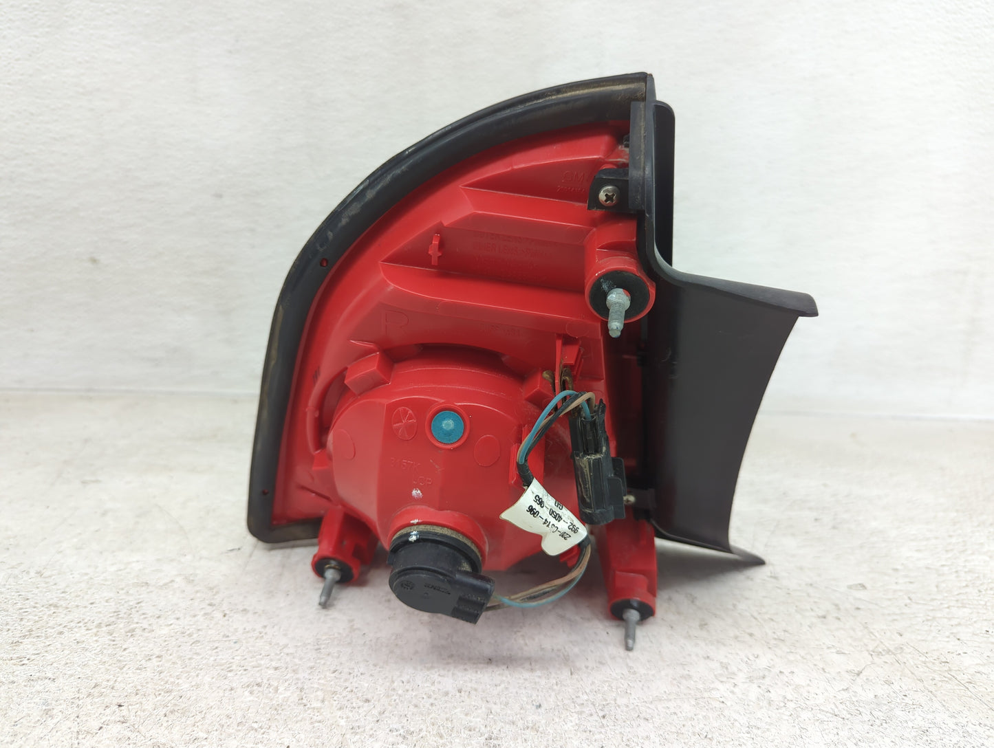 2008-2012 Chevrolet Malibu Tail Light Assembly Passenger Right OEM Fits Fits 2008 2009 2010 2011 2012 OEM Used Auto Parts - 