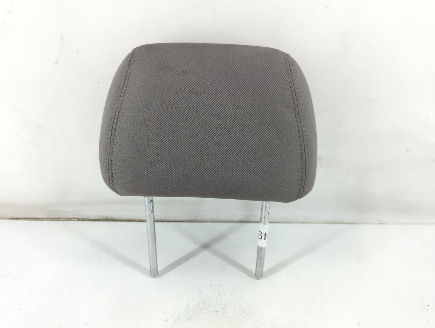2012 Chevrolet Malibu Headrest Head Rest Rear Seat Fits OEM Used Auto Parts - Oemusedautoparts1.com