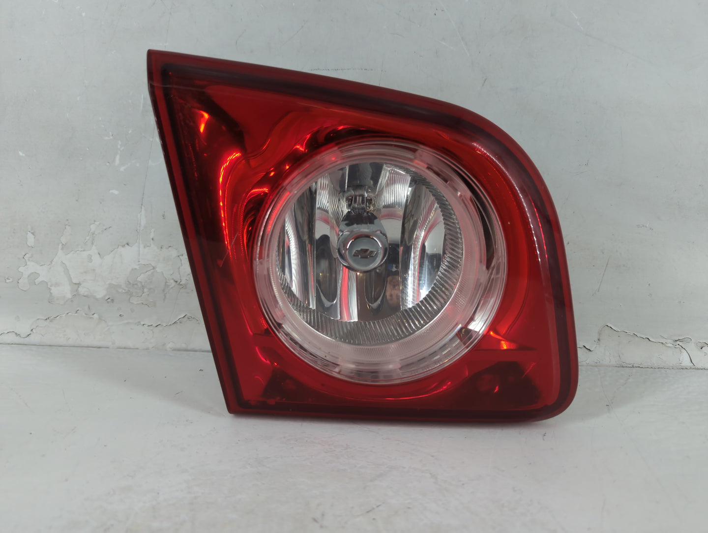 2008-2012 Chevrolet Malibu Tail Light Assembly Driver Left OEM P/N:15271120 Fits Fits 2008 2009 2010 2011 2012 OEM Used Auto