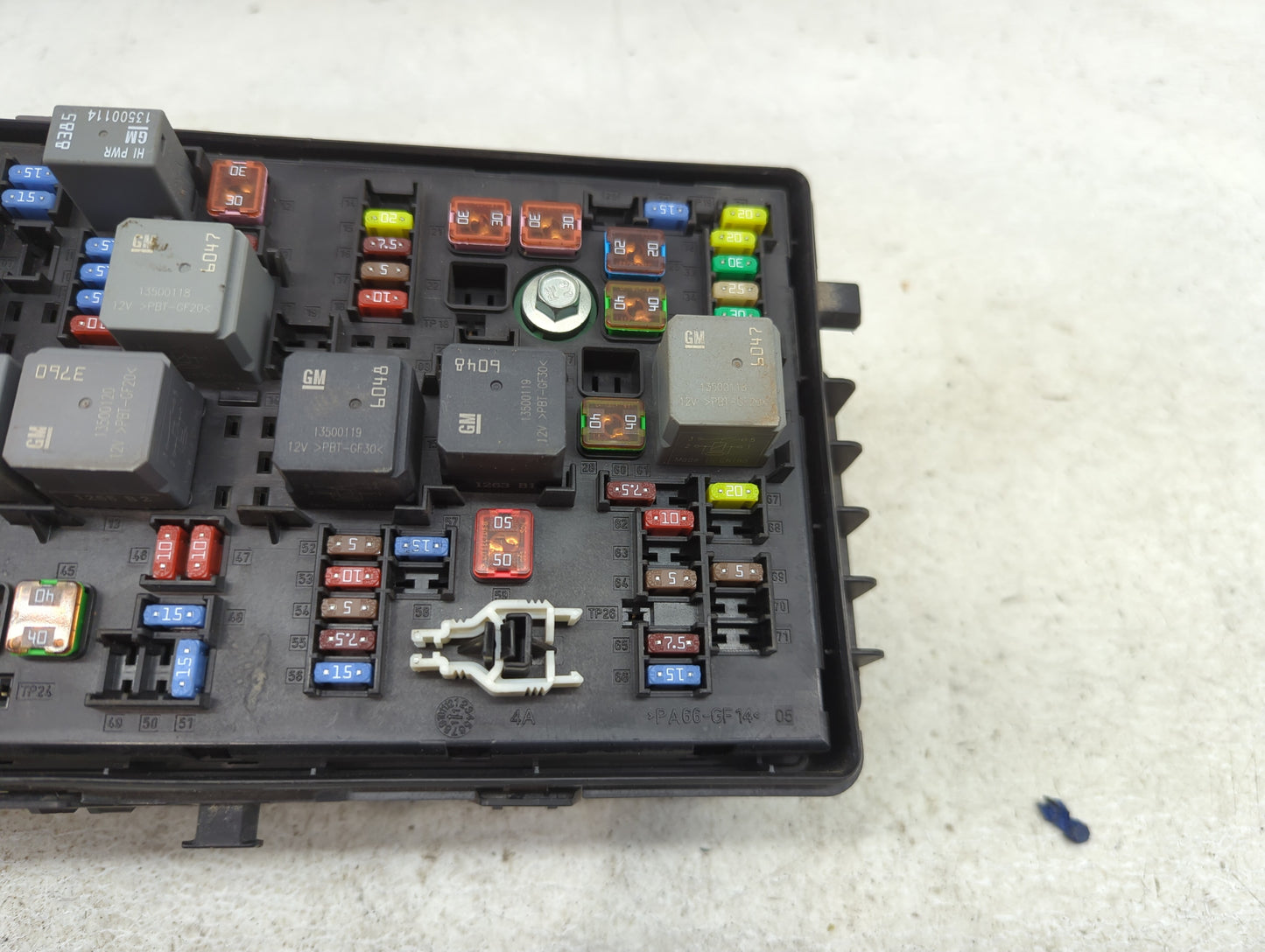 2012-2014 Chevrolet Orlando Fusebox Fuse Box Panel Relay Module P/N:95963459 Fits Fits 2011 2012 2013 2014 OEM Used Auto Par