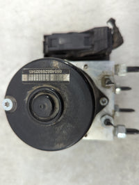 2012-2014 Chevrolet Orlando ABS Pump Control Module Replacement P/N:10.0960-4588.3 28.5600-8202.3 Fits Fits 2012 2013 2014 2