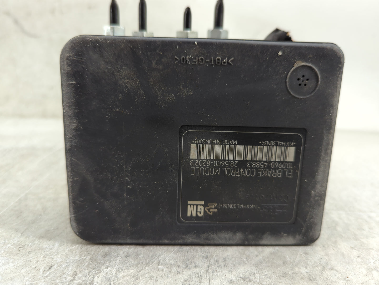 2012-2014 Chevrolet Orlando ABS Pump Control Module Replacement P/N:10.0960-4588.3 28.5600-8202.3 Fits Fits 2012 2013 2014 2