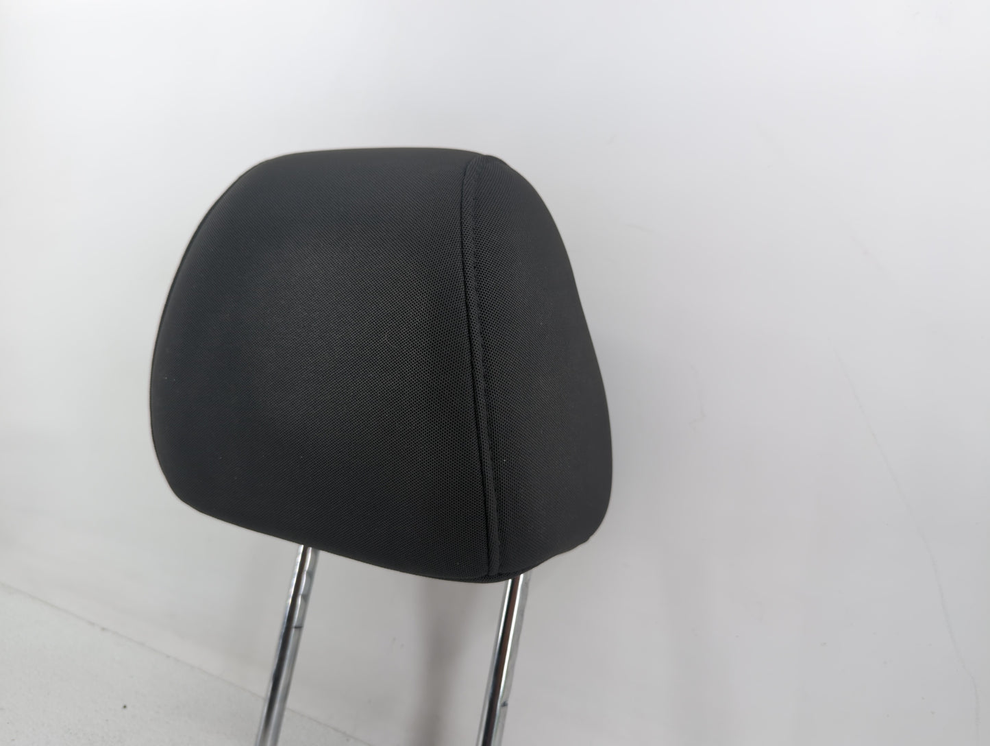 2012 Chevrolet Orlando Headrest Head Rest Front Driver Passenger Seat - Oemusedautoparts1.com