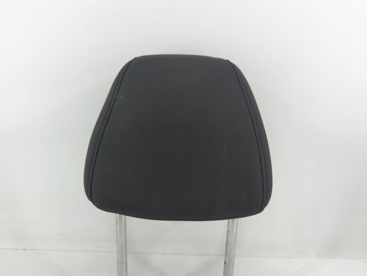 2012 Chevrolet Orlando Headrest Head Rest Front Driver Passenger Seat - Oemusedautoparts1.com