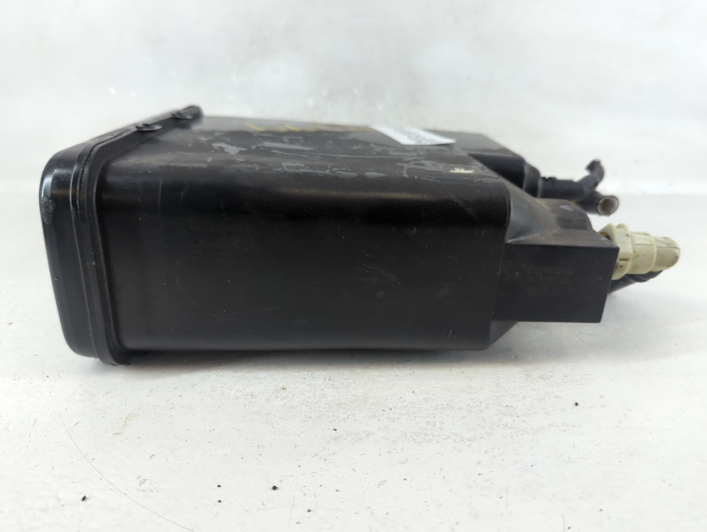 2012 Chevrolet Silverado 1500 Fuel Vapor Charcoal Canister 1046808 - Oemusedautoparts1.com