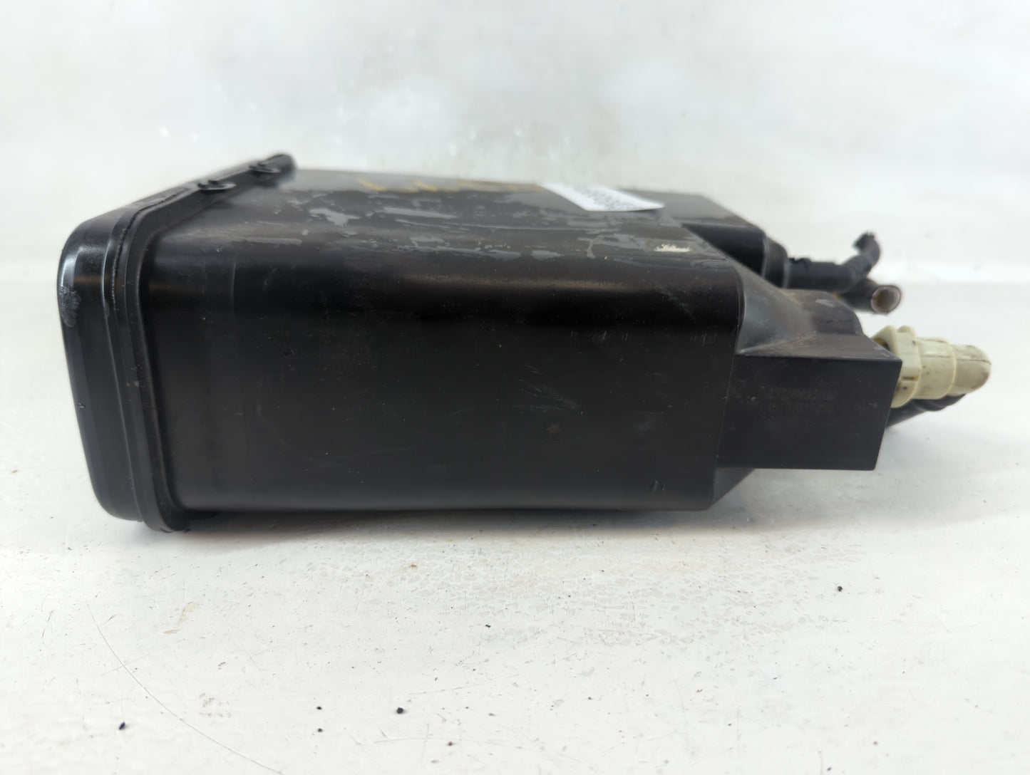 2012 Chevrolet Silverado 1500 Fuel Vapor Charcoal Canister 1046808 - Oemusedautoparts1.com